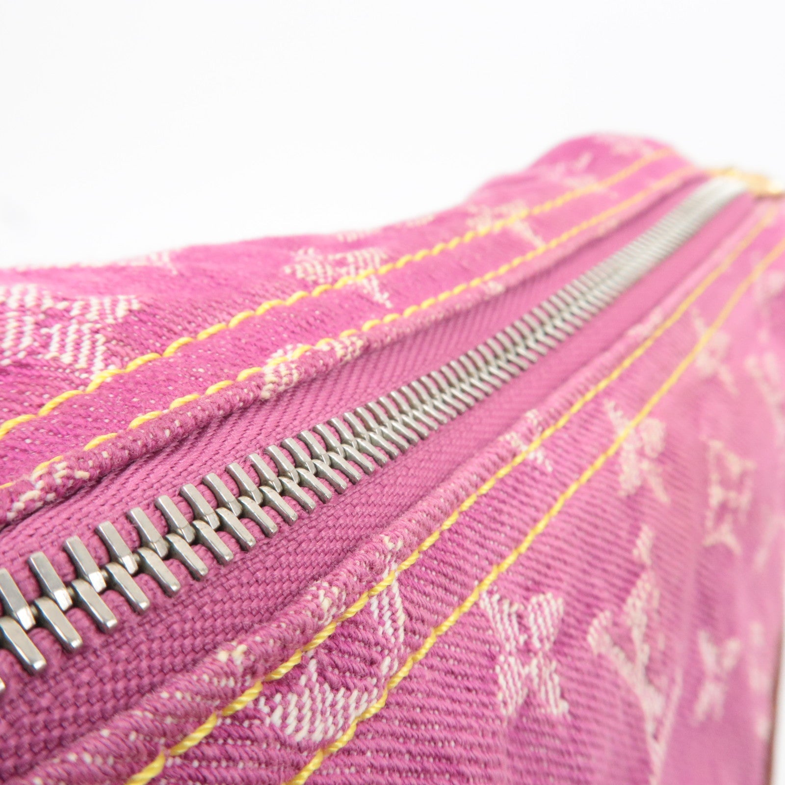 Louis Vuitton Monogram Denim Baggy GM Shoulder Bag Pink M95210