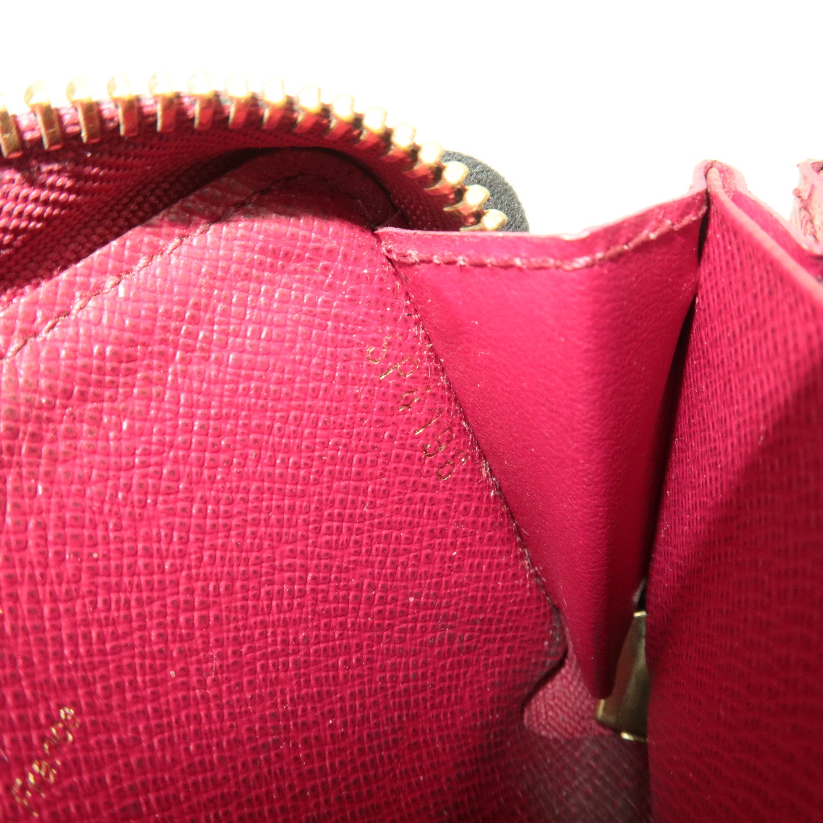 Louis Vuitton Monogram Multi Cartes Coin Case Fuchsia M61299