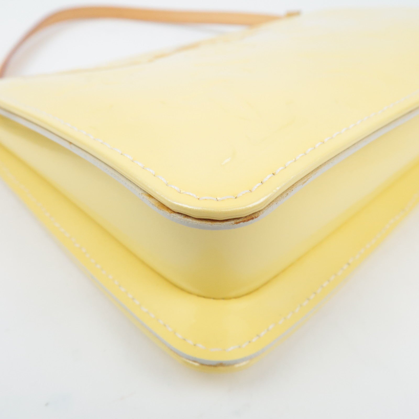 Louis Vuitton Monogram Vernis Lexington Handbag Perle M91345