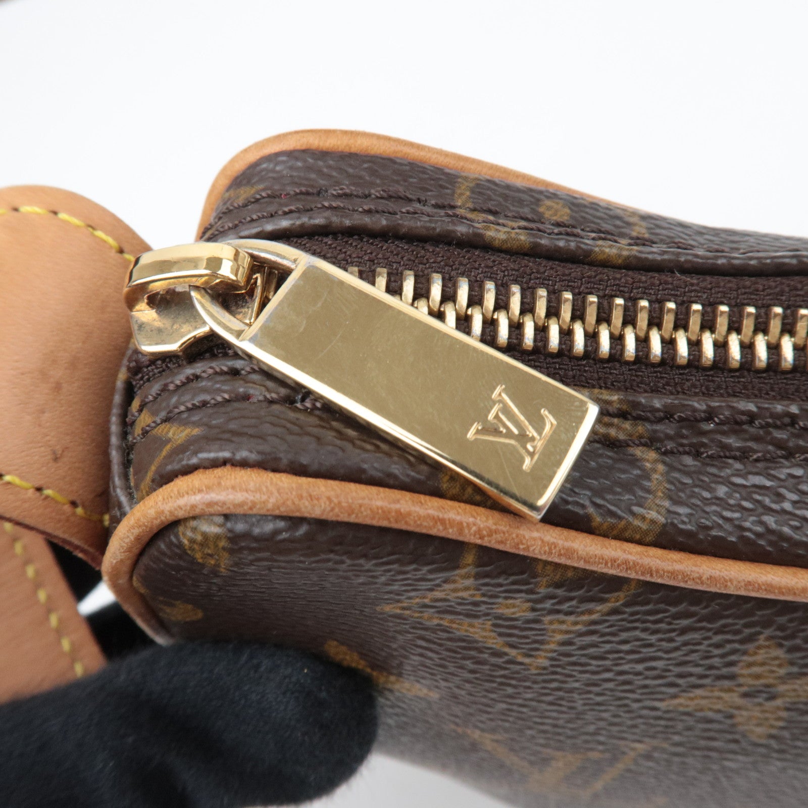 Louis Vuitton Monogram Pochette Croissant Shoulder bag M51510