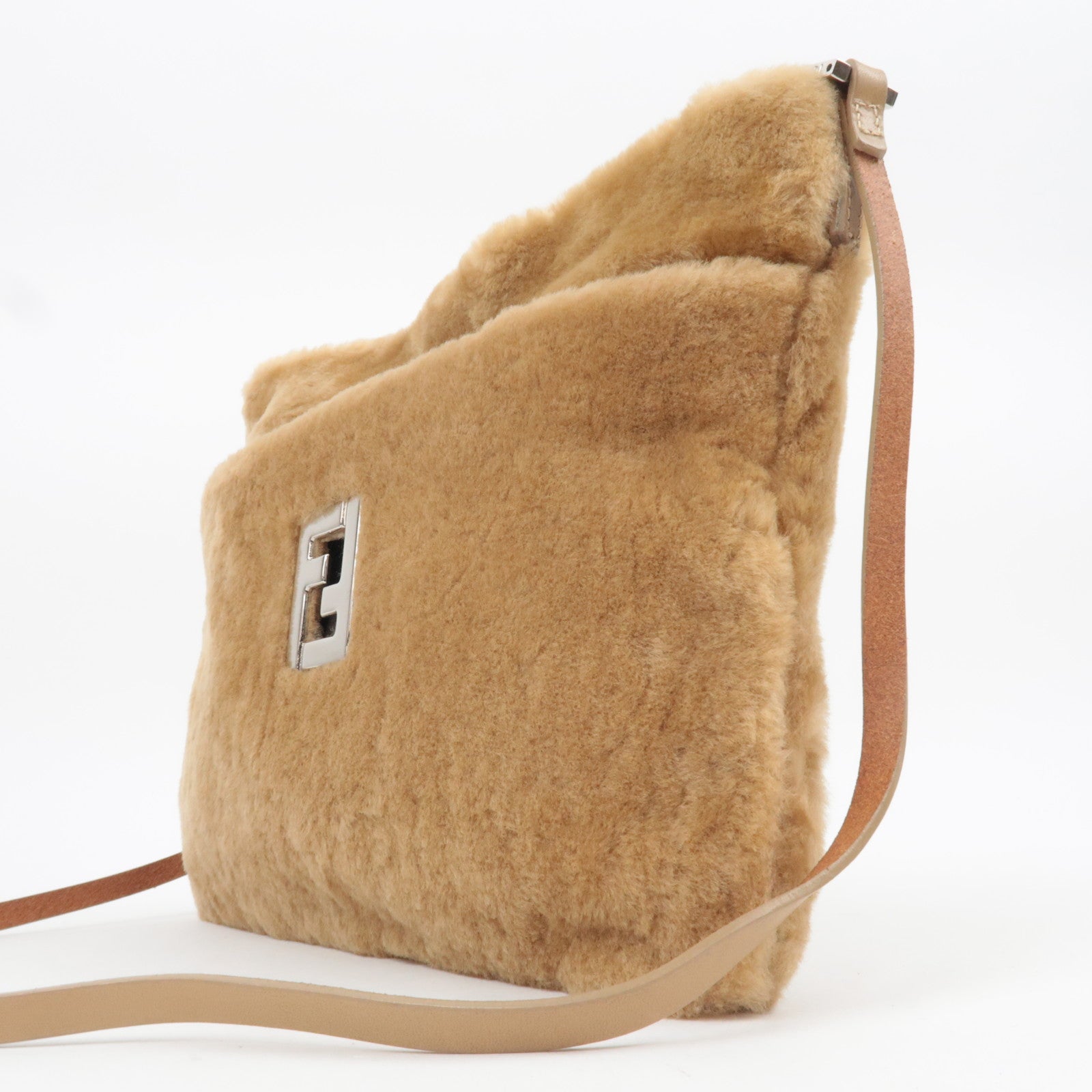 FENDI Fur Shoulder Bag Beige 15998