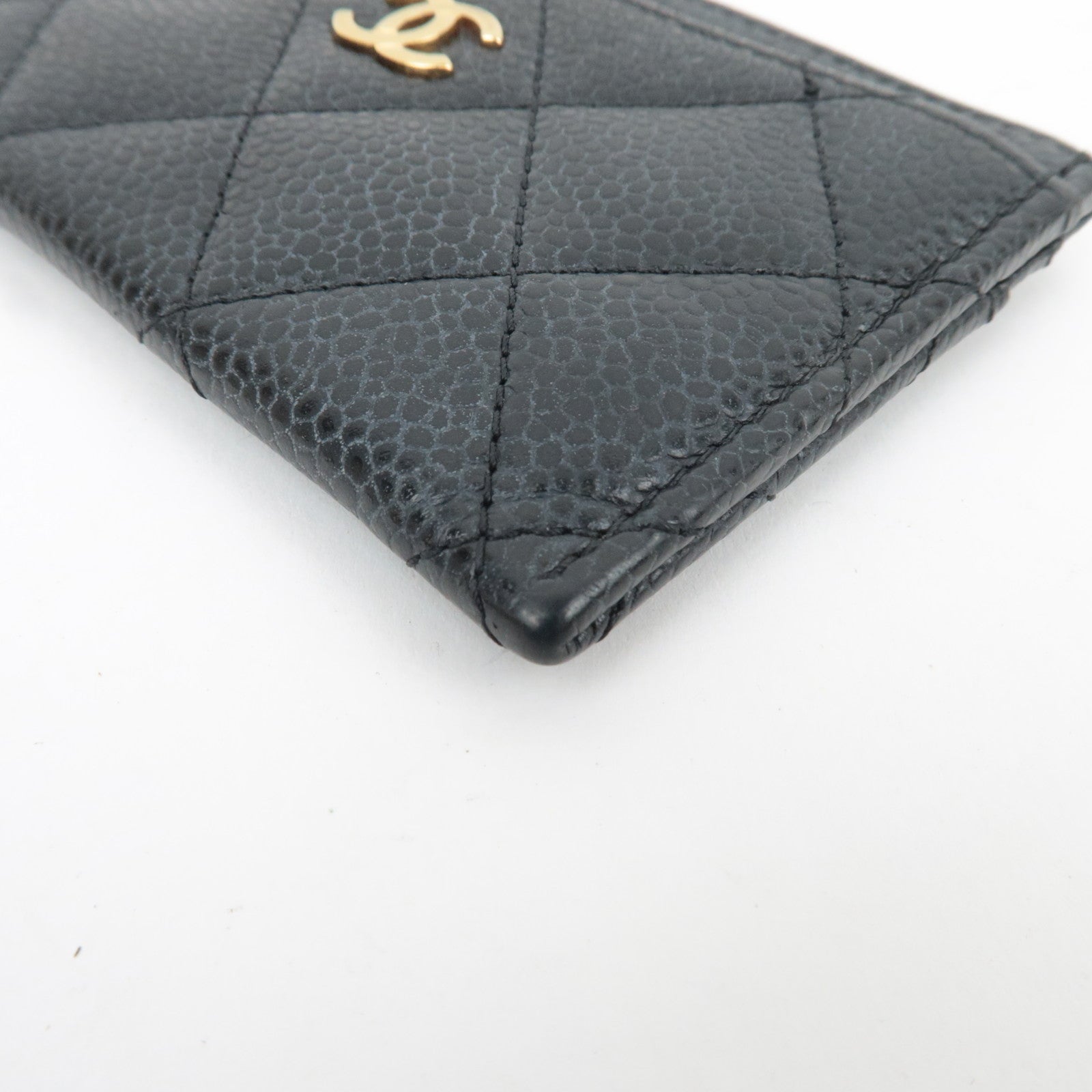 CHANEL Matelasse Caviarskin Card Case Black