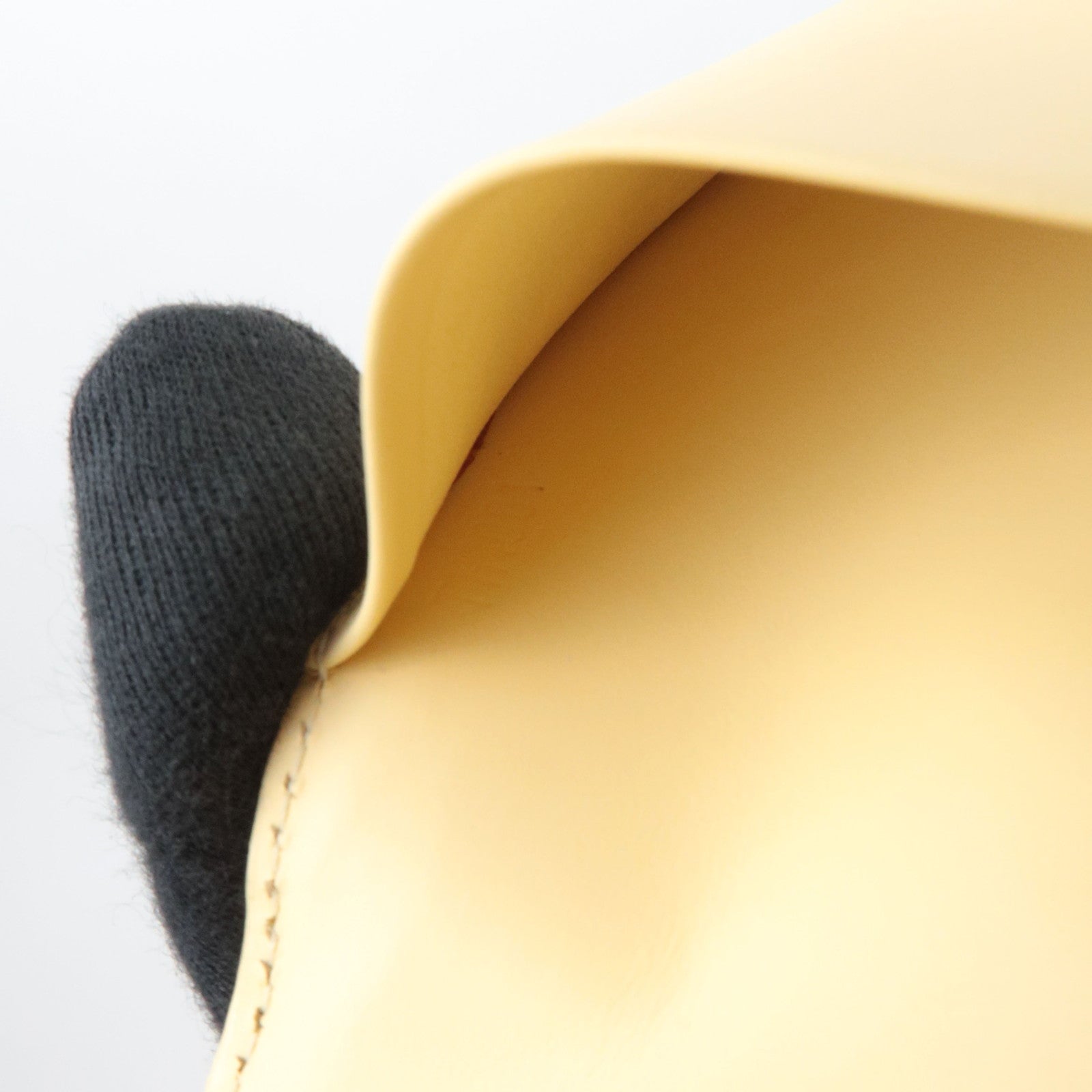 Louis Vuitton Epi Agenda Mini Planner Cover Vanille R2007