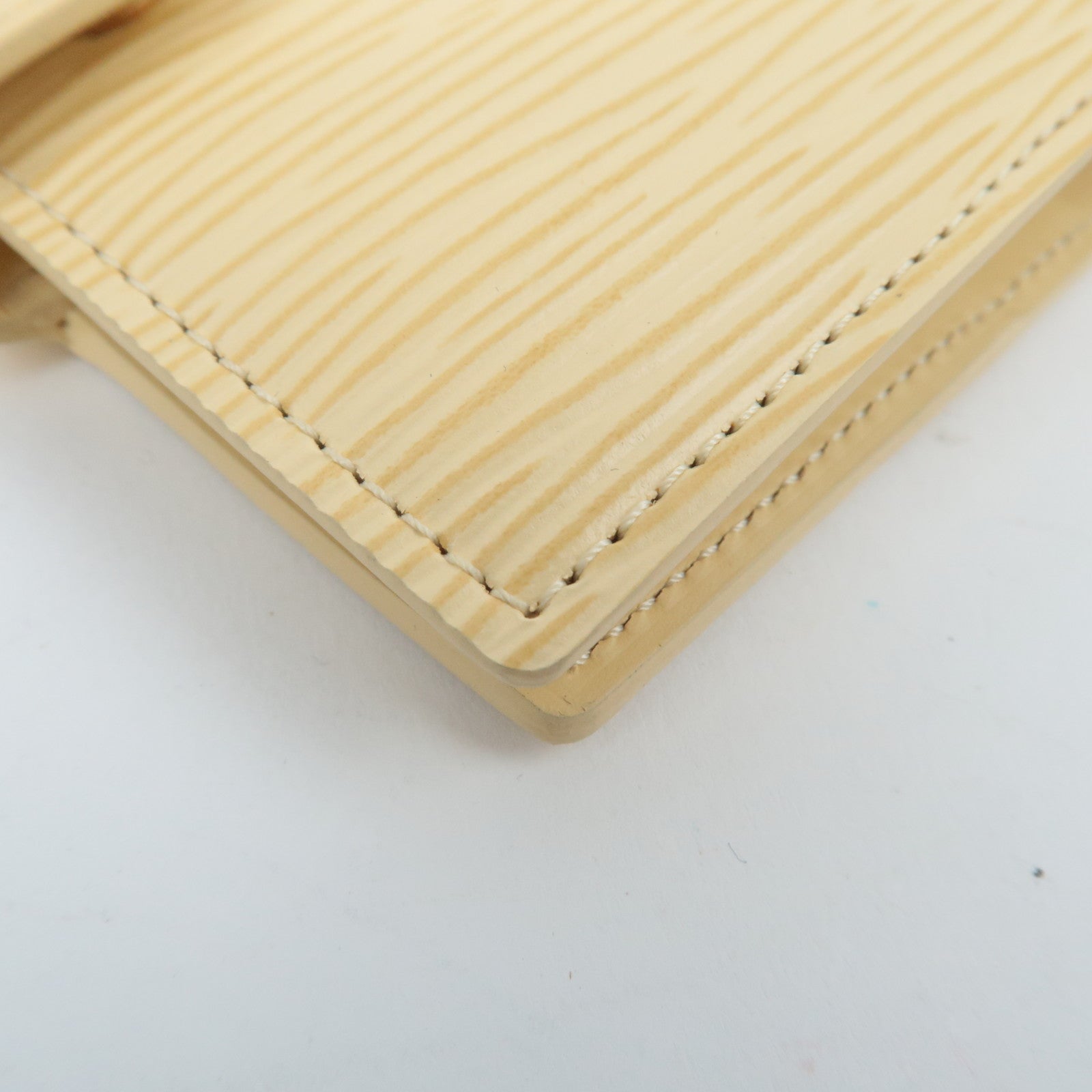 Louis Vuitton Epi Agenda Mini Planner Cover Vanille R2007