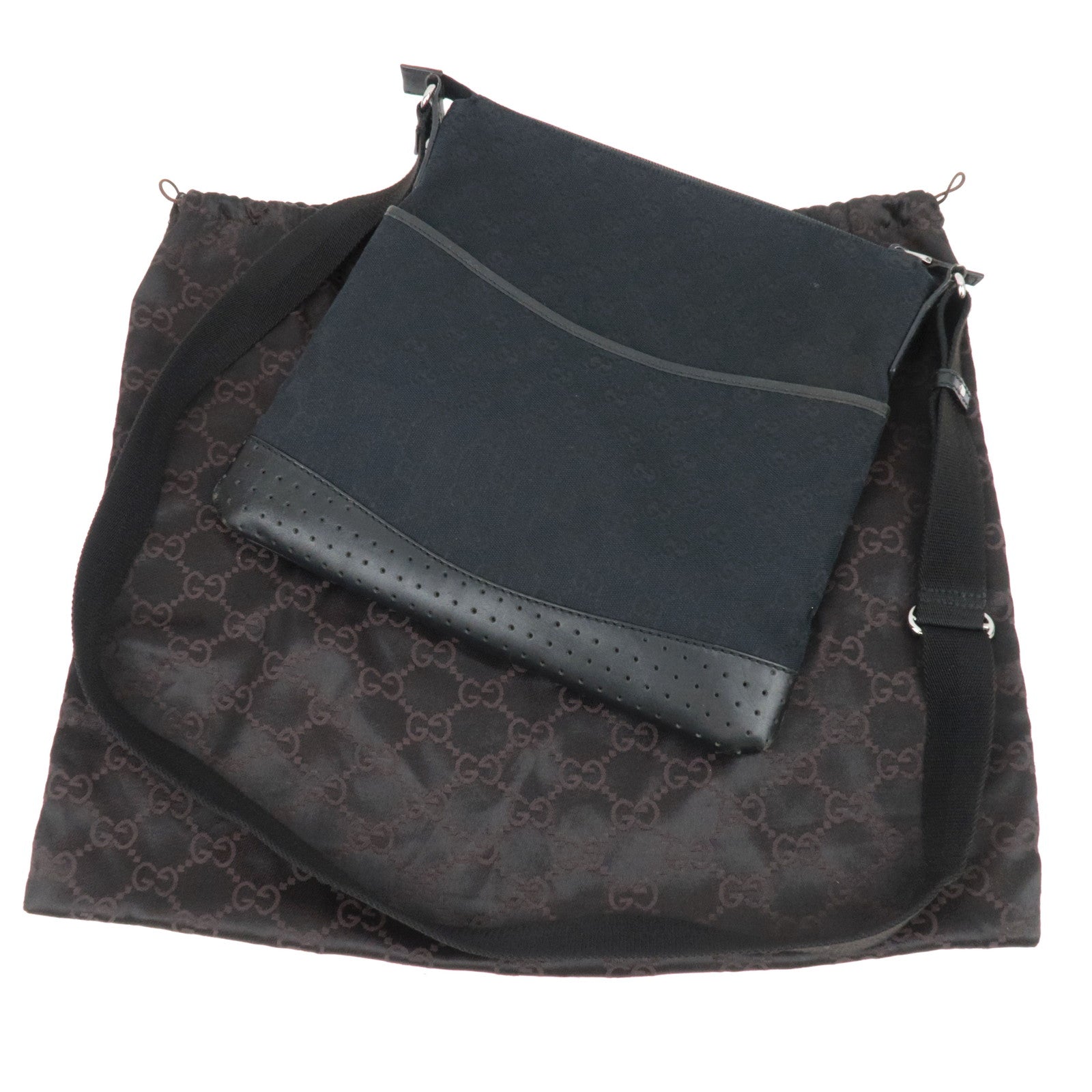 GUCCI GG Canvas Leather Shoulder Bag Black 145857