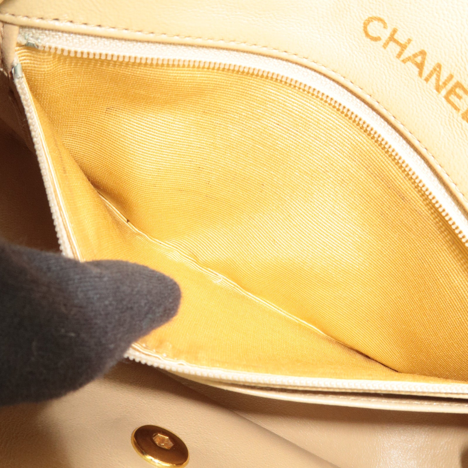 CHANEL Diana Matelasse Lambskin Chain Shoulder Bag Beige