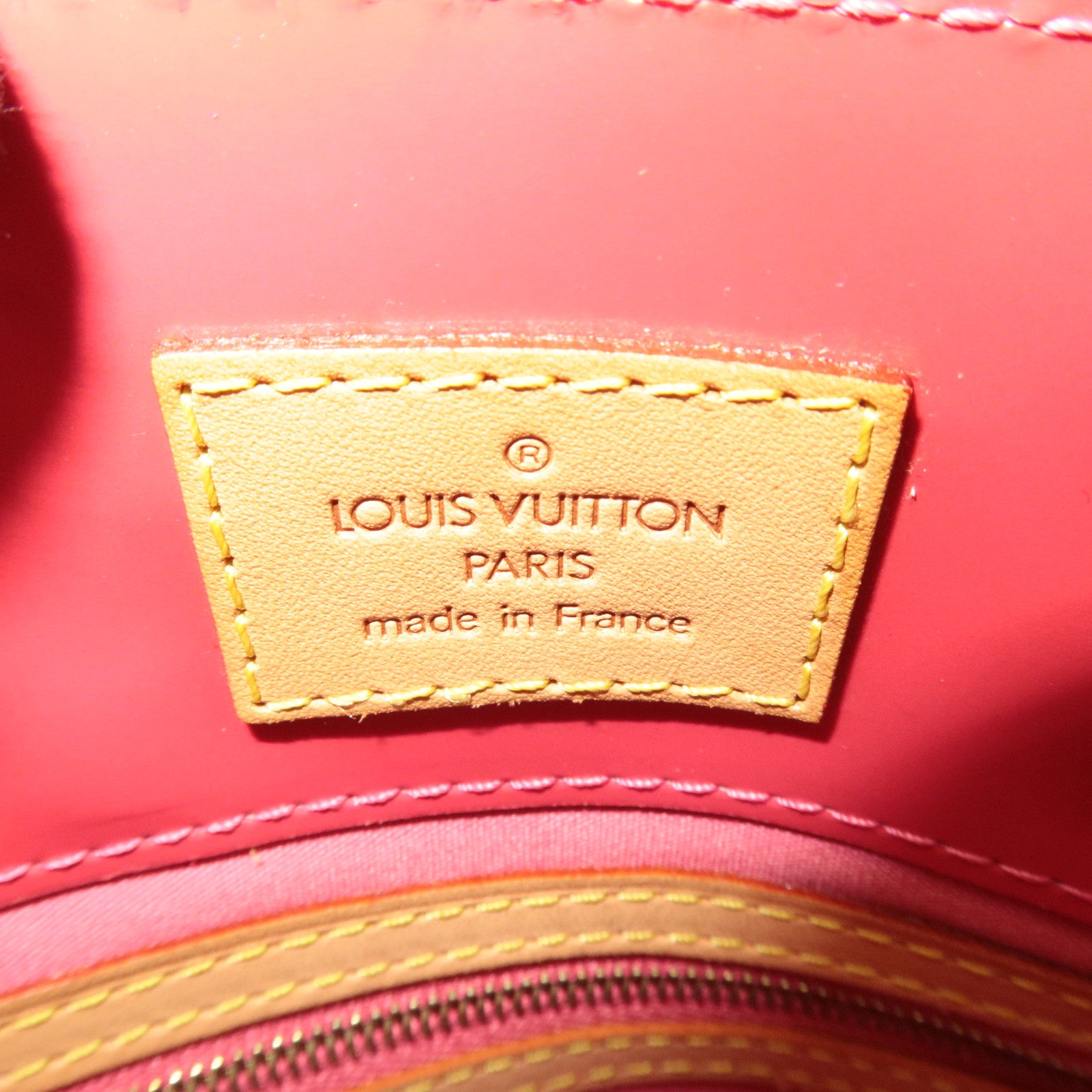 Louis Vuitton Monogram Vernis Reade PM Framboise M9132F