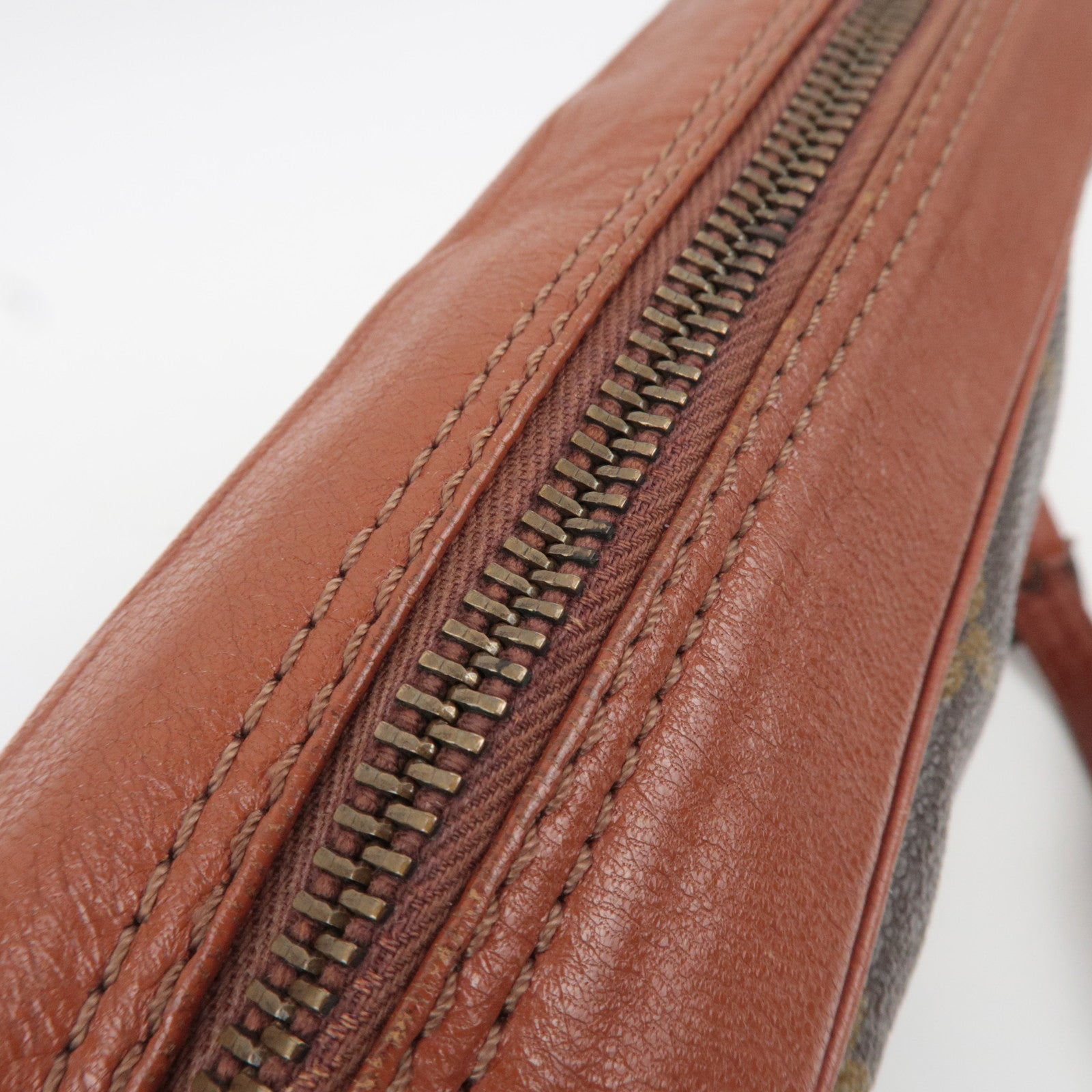 Louis Vuitton Monogram Sac Bandouliere 30 Shoulder Bag M51364