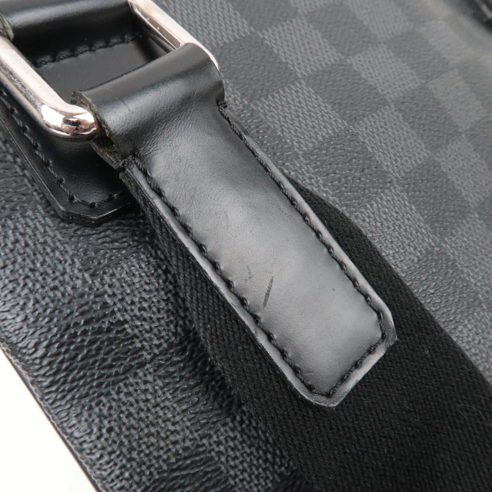 Louis Vuitton Damier Graphite Thomas Shoulder Bag N58028