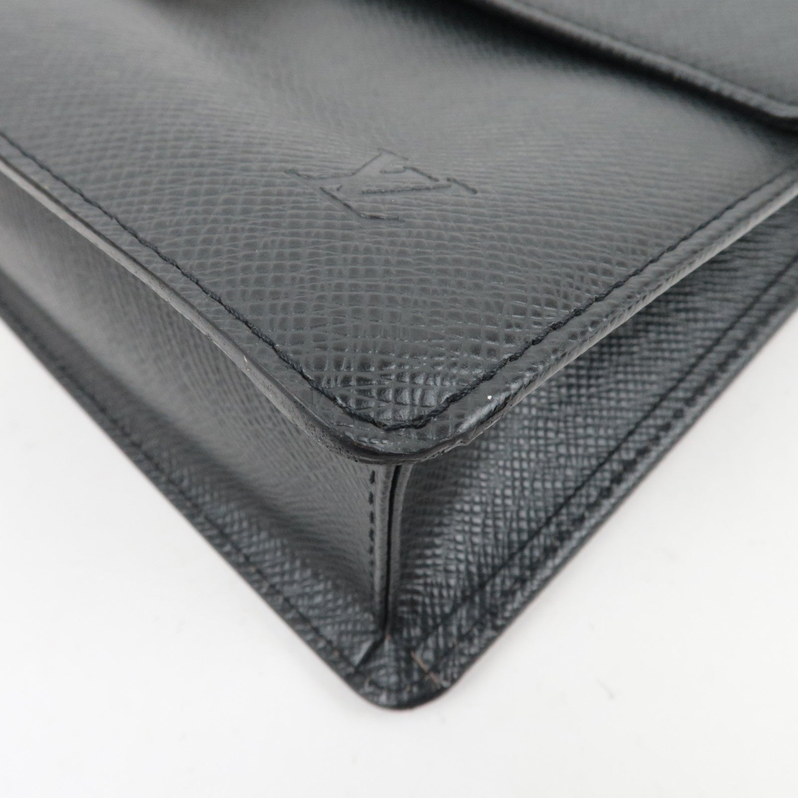 Louis Vuitton Taiga Selenga Clutch Bag Ardoise M30782