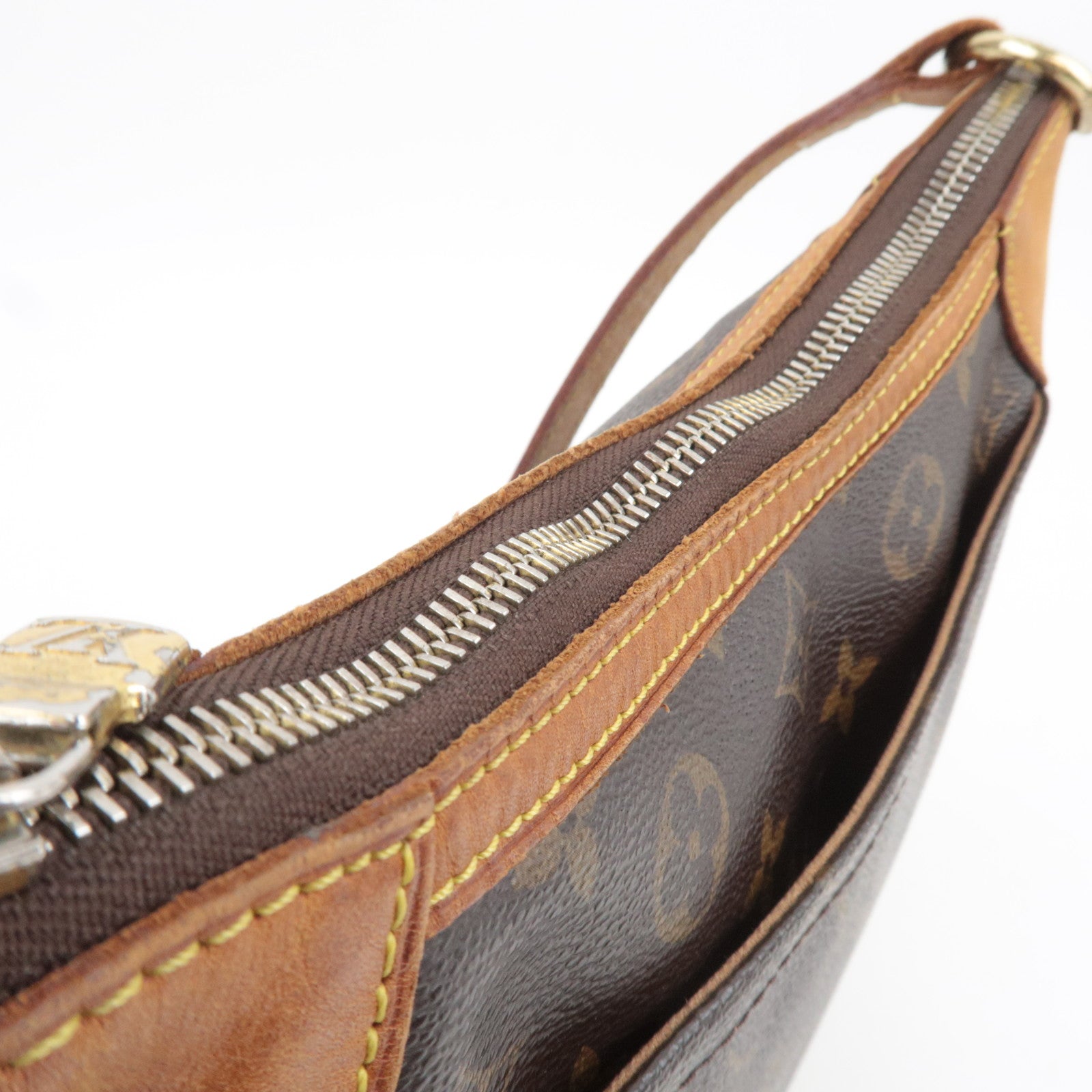 Louis Vuitton Monogram Odeon PM M56390