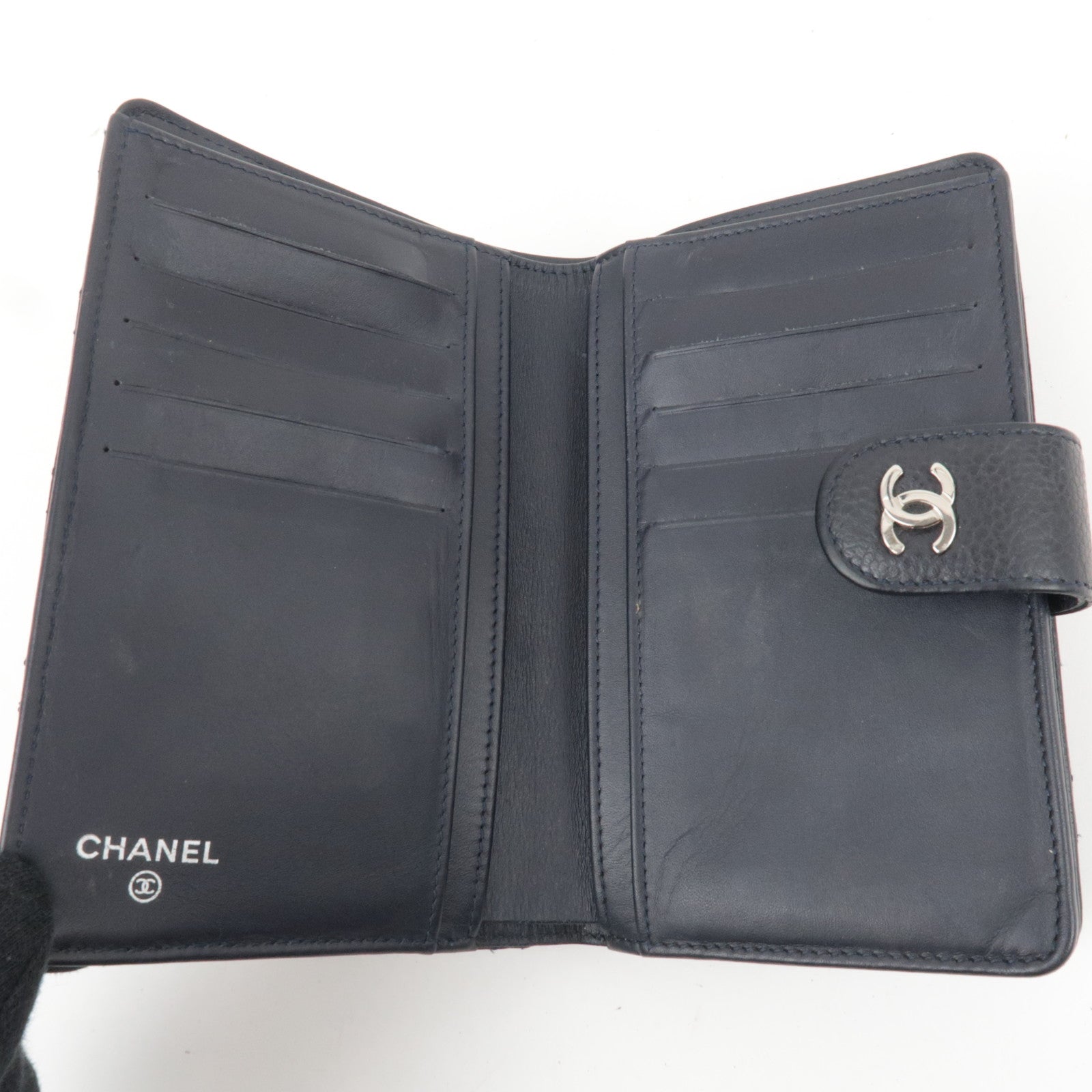 CHANEL Matelasse Bi-Fold Caviar Skin Wallet Dark Navy