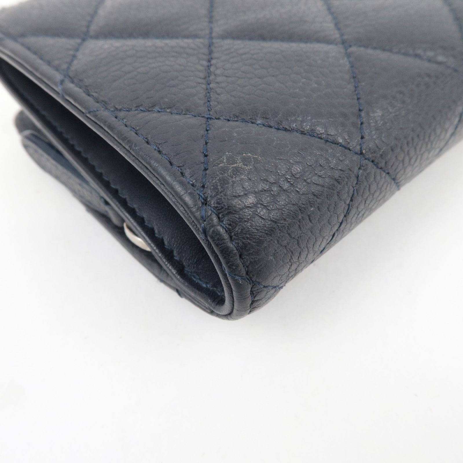 CHANEL Matelasse Bi-Fold Caviar Skin Wallet Dark Navy