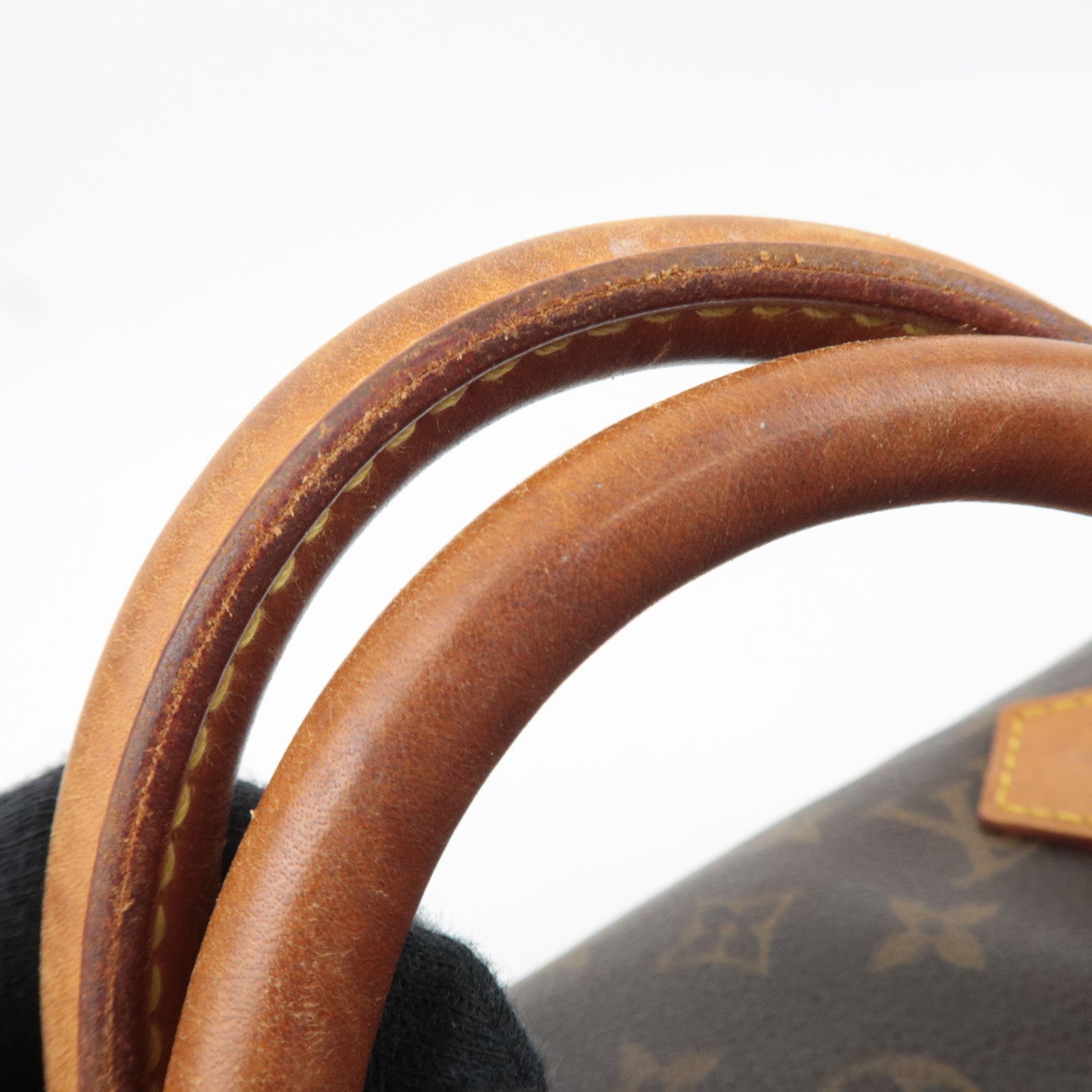 Louis Vuitton Monogram Speedy 30 Handbag M41526