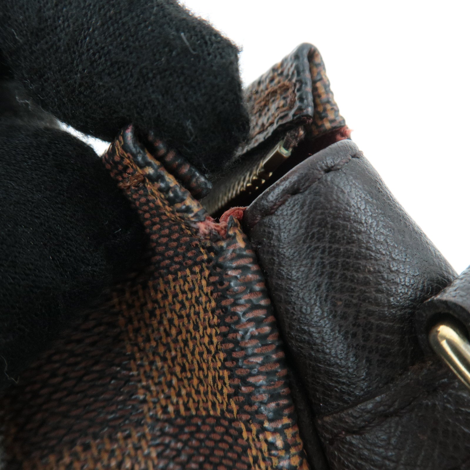 Louis Vuitton Damier Trousse Makeup Accessory N51982
