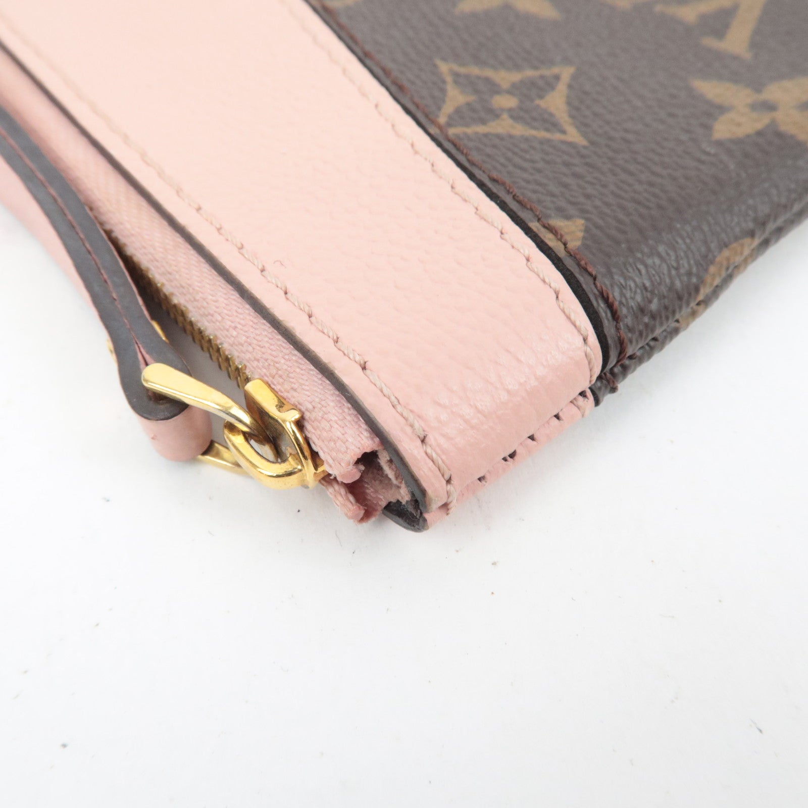 Louis Vuitton Monogram Daily Pouch Rose Poodle M62942