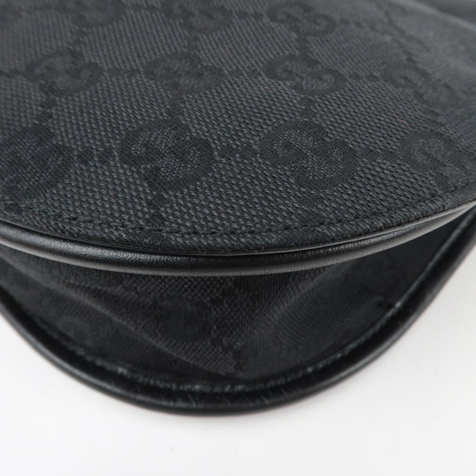GUCCI GG Canvas Shoulder Bag Black 90665