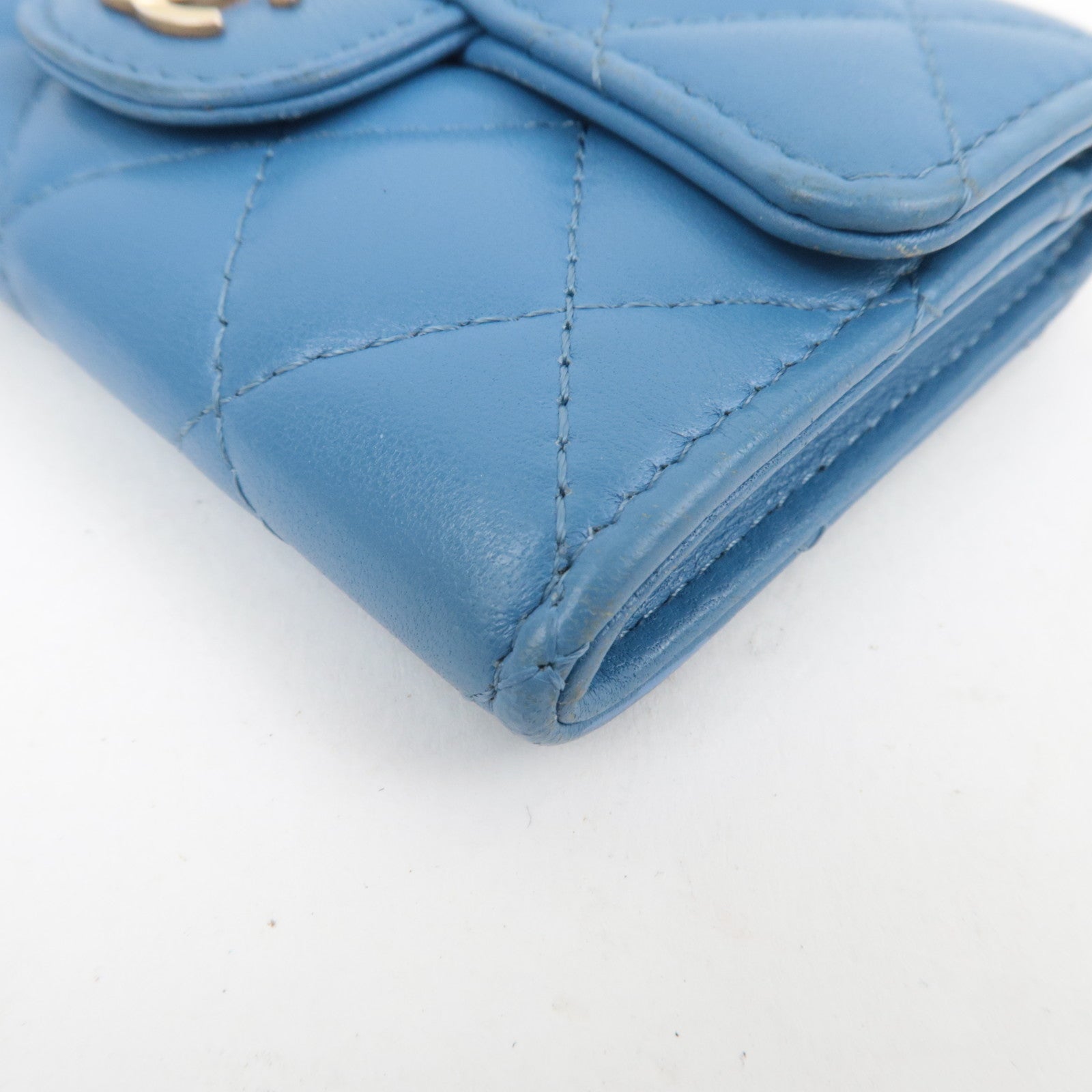 CHANEL Coco Mark Matelasse Lambskin Card Case Light Blue