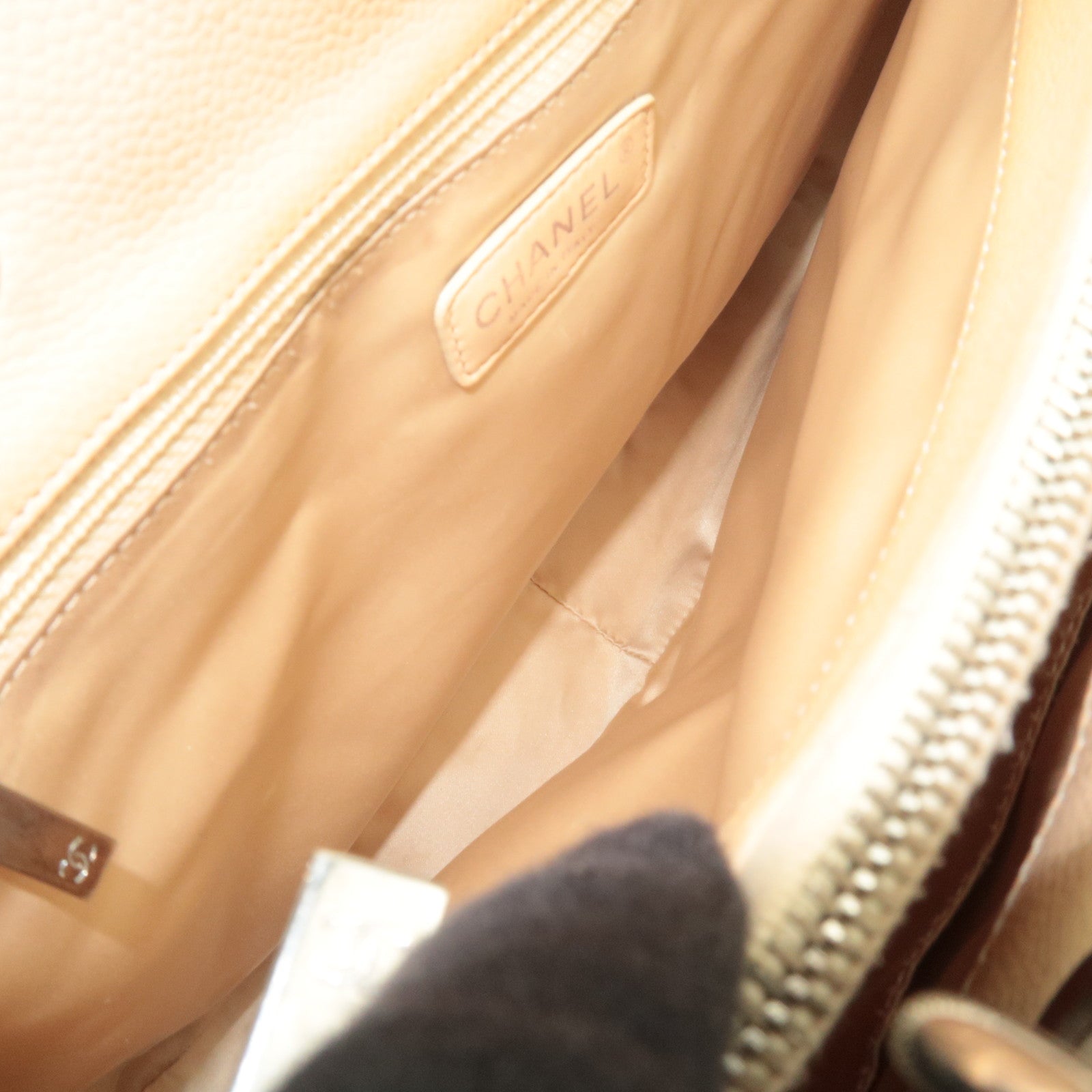 CHANEL GST Tote Caviarskin Beige