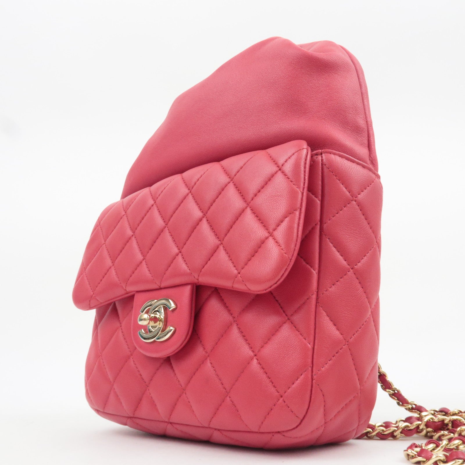CHANEL Matelasse Lambskin Chain Backpack Pink