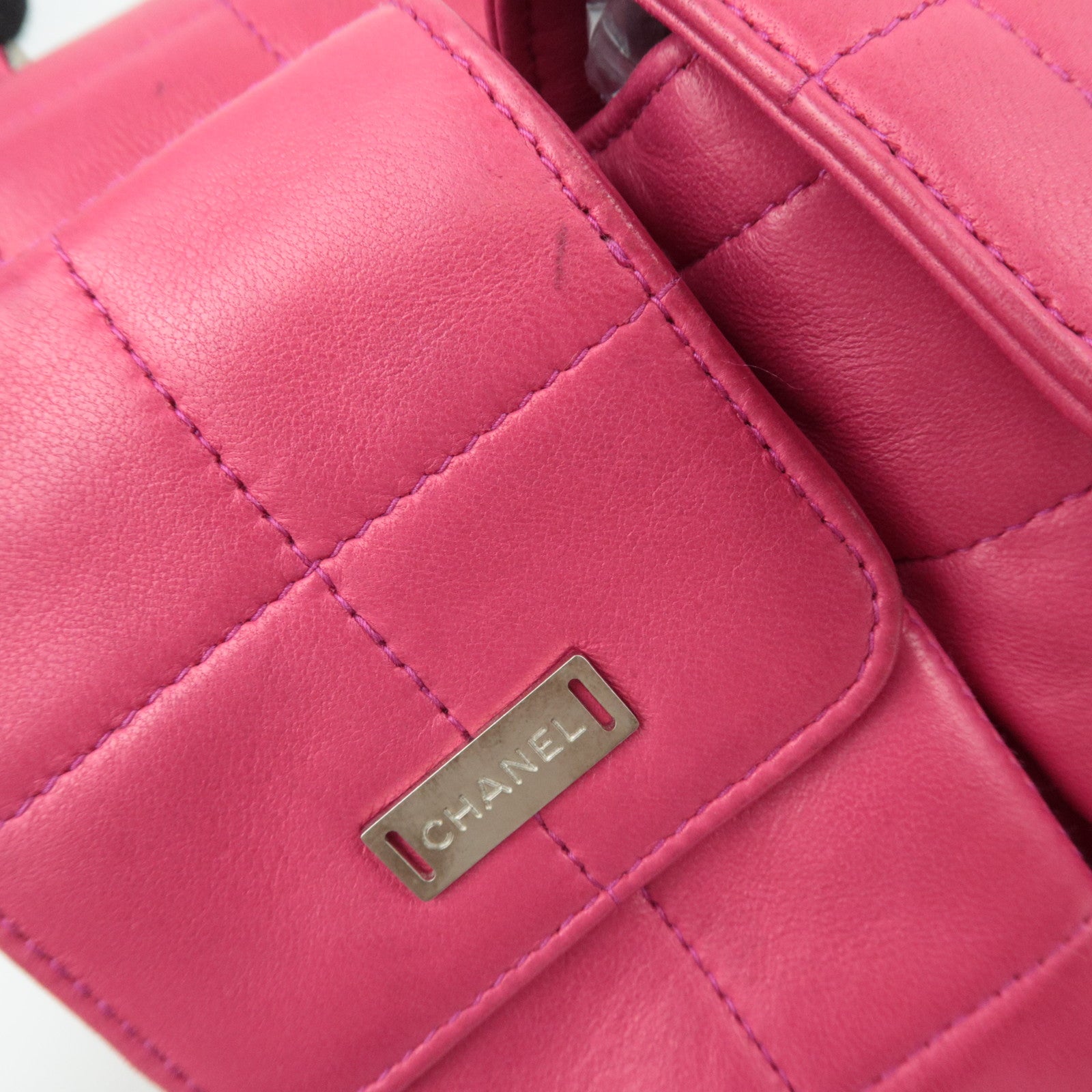 CHANEL 2.55 Chocolate Bar Lambskin Chain Shoulder Bag Pink