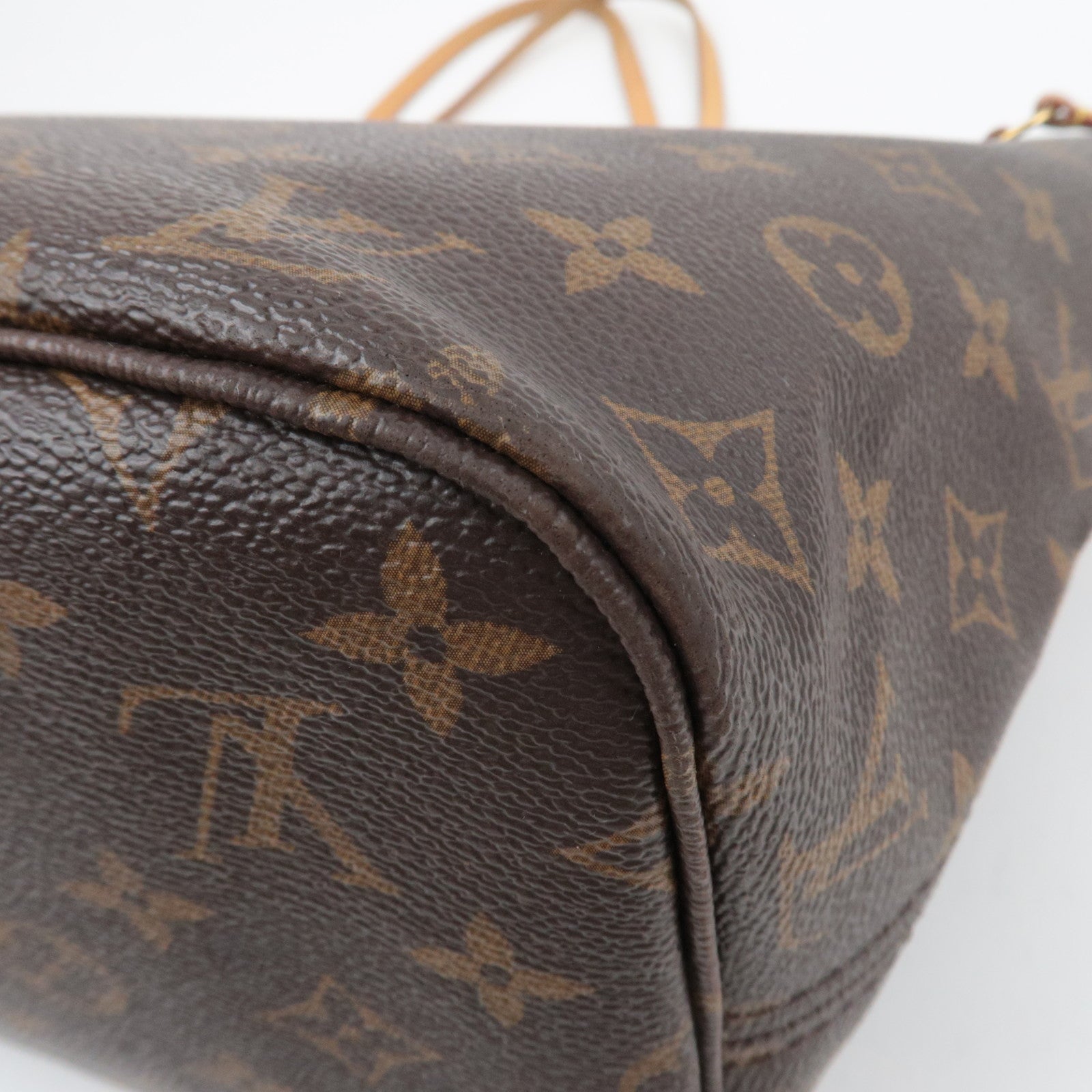 Louis Vuitton Monogram Neverfull MM Tote Bag Cerise M41177