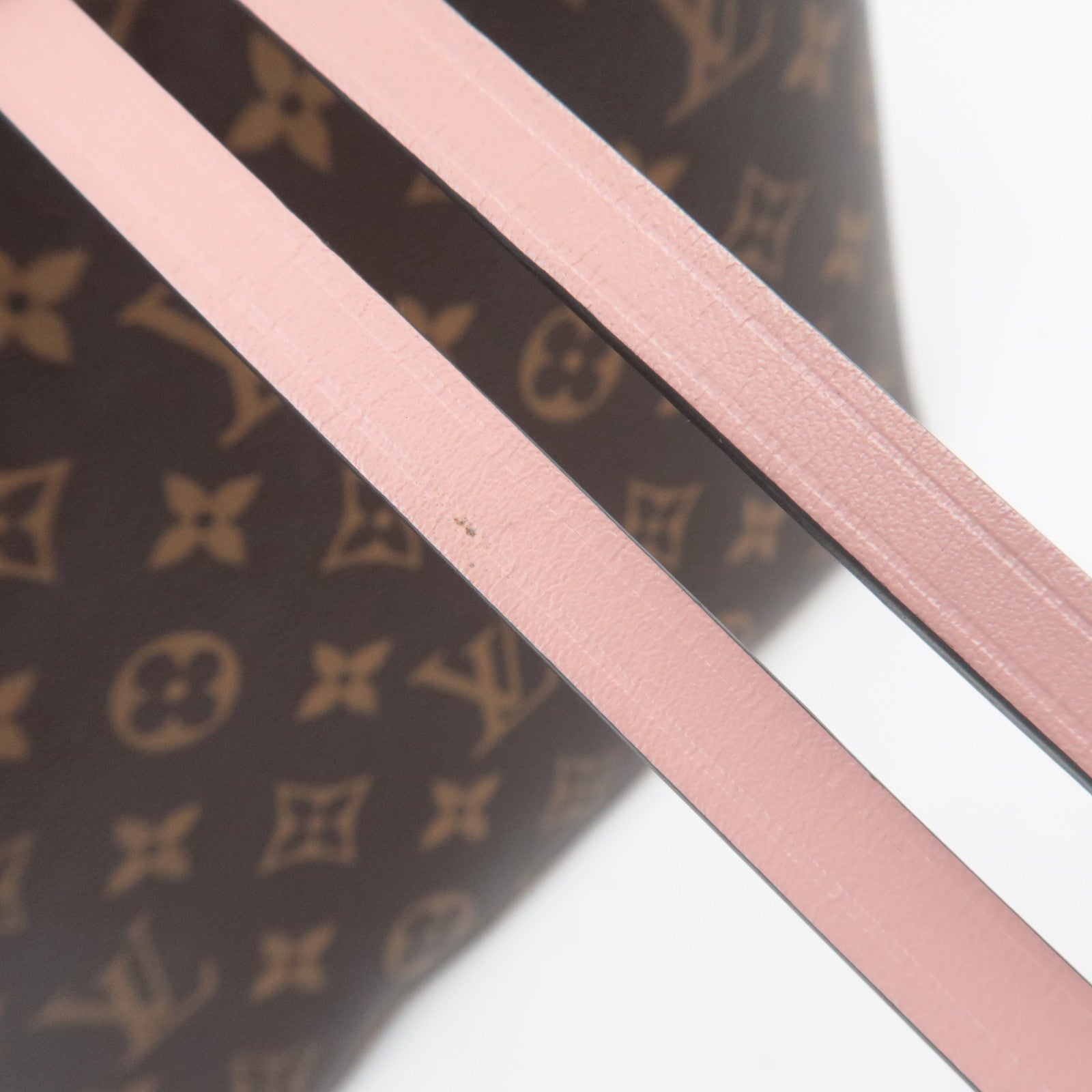 Louis Vuitton Monogram Neo Noe Shoulder Bag Rose Poodle M44022 RFID