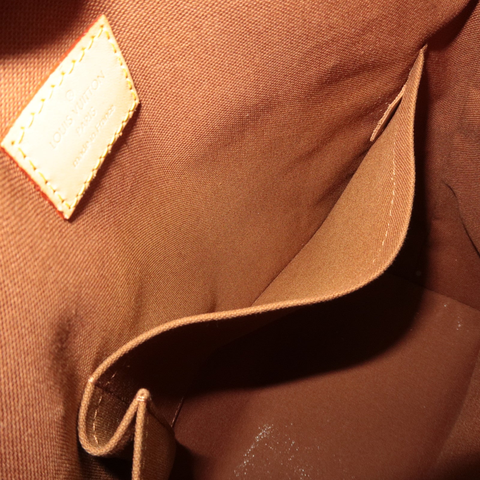 Louis Vuitton Monogram Lockit Handbag M40102