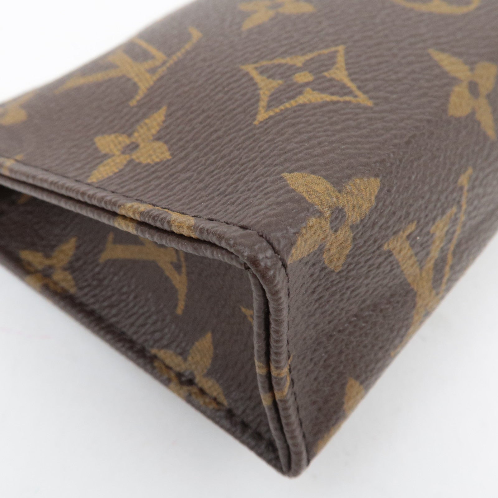 Louis Vuitton Monogram Poche Toilette 15 Small Pouch M47546