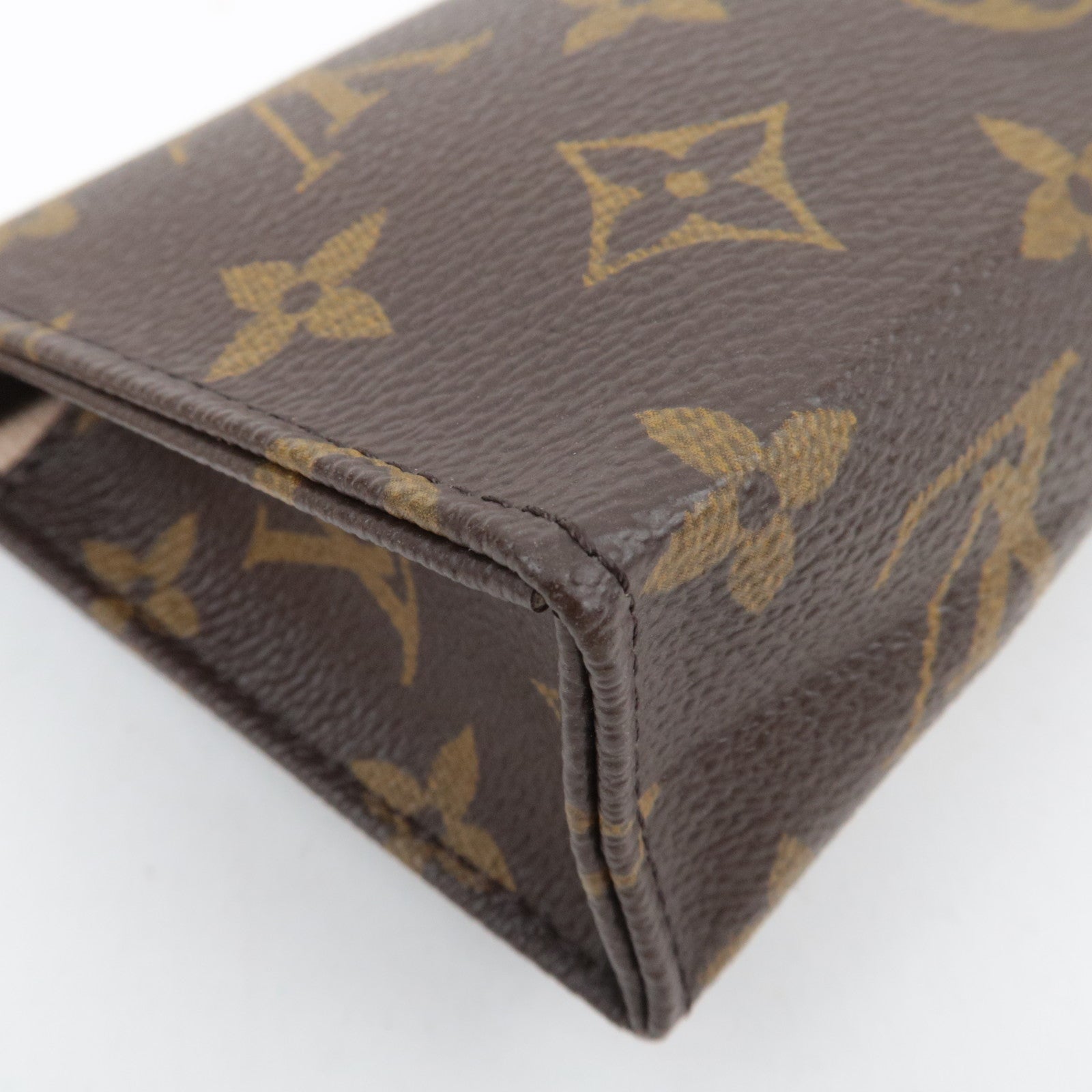 Louis Vuitton Monogram Poche Toilette 15 Small Pouch M47546