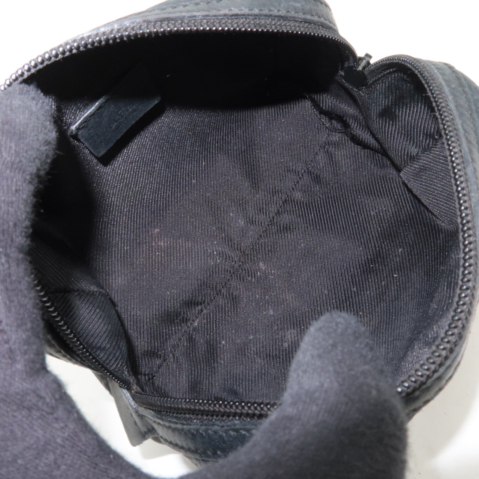 GUCCI Guccissima Leather Cosmetic Pouch Black 29595