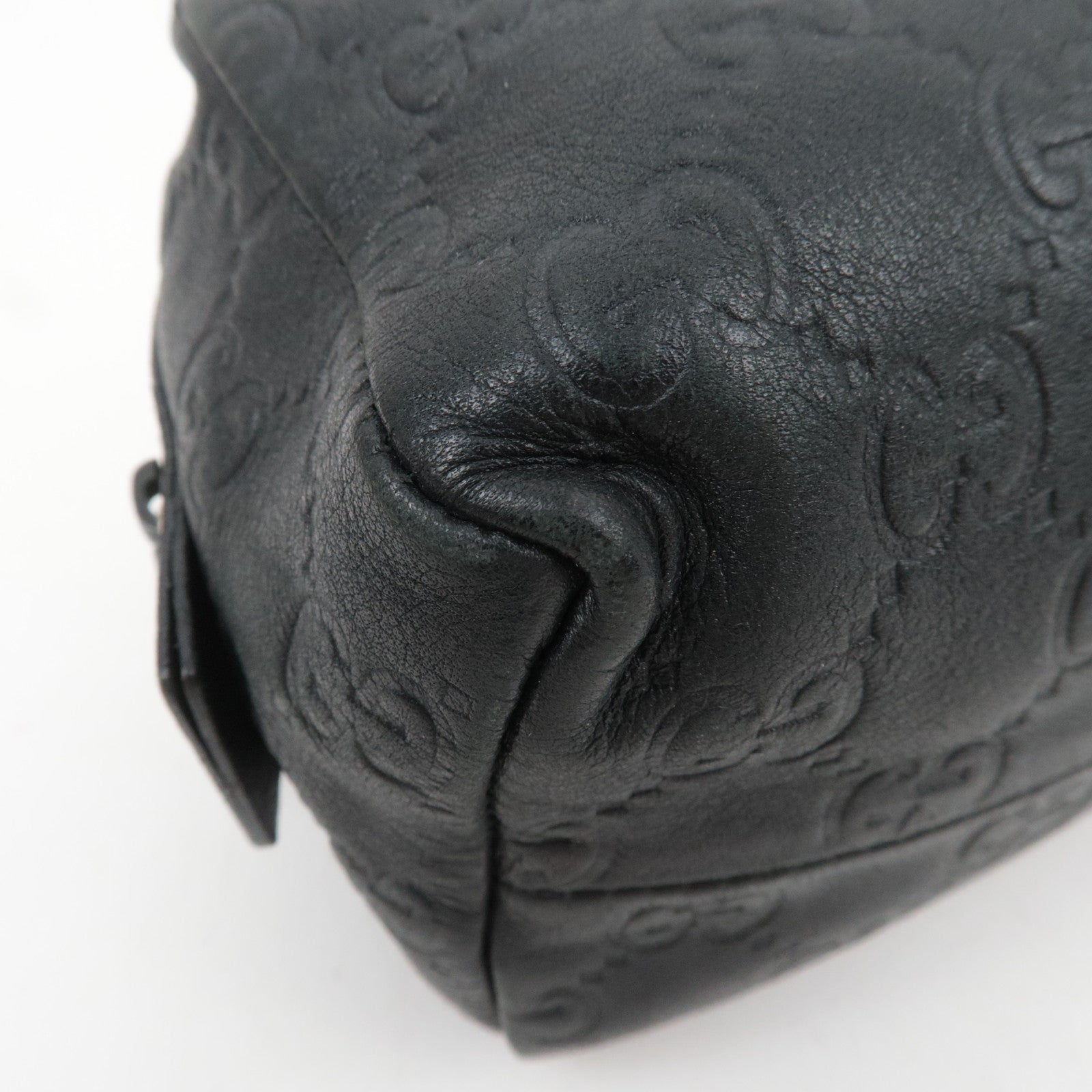 GUCCI Guccissima Leather Cosmetic Pouch Black 29595