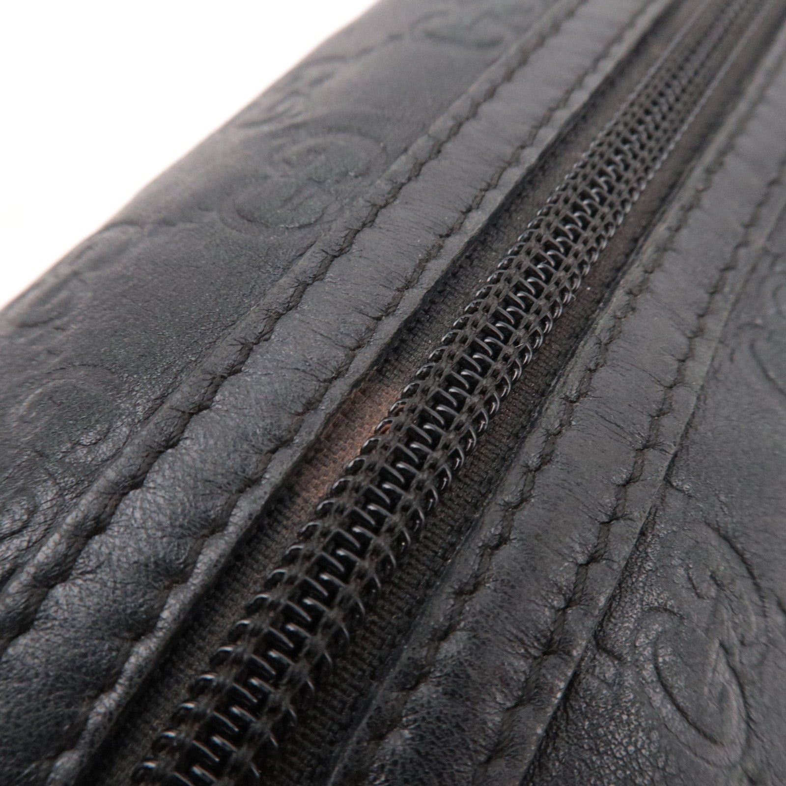 GUCCI Guccissima Leather Cosmetic Pouch Black 29595