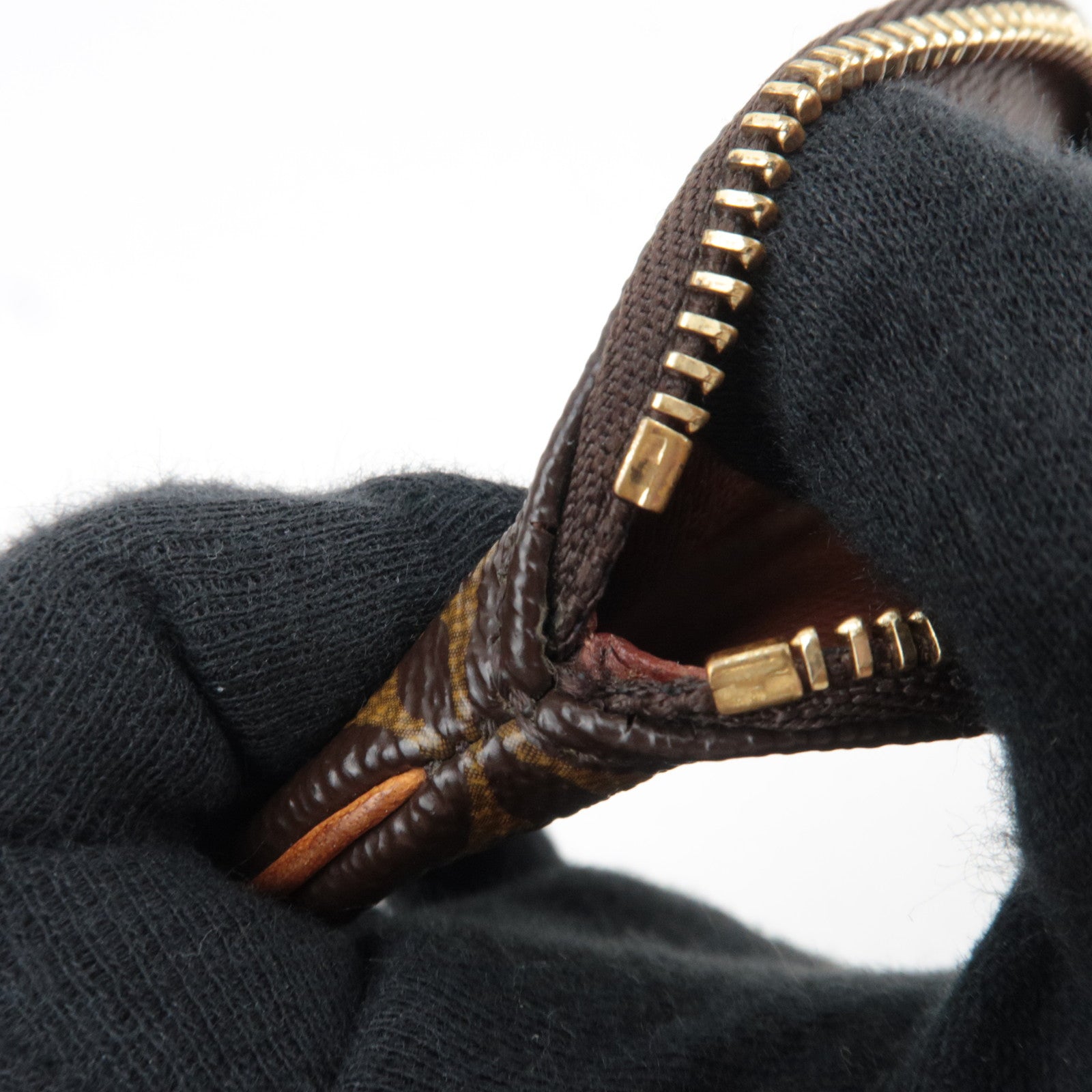 Louis Vuitton Monogram Porte Monnaie Rond Coin Case M61926