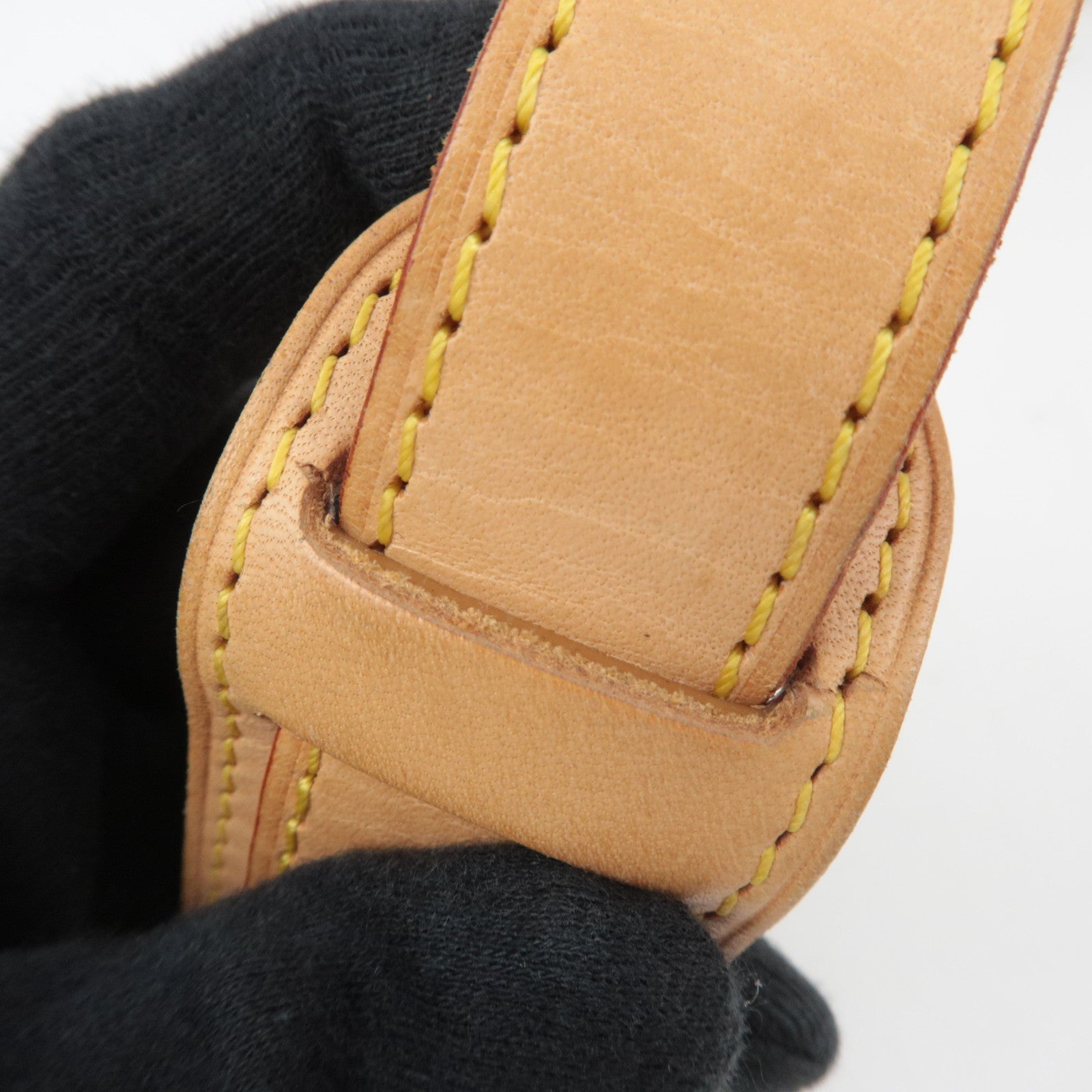 Louis Vuitton Leather Shoulder Strap For Keepall Bag Beige