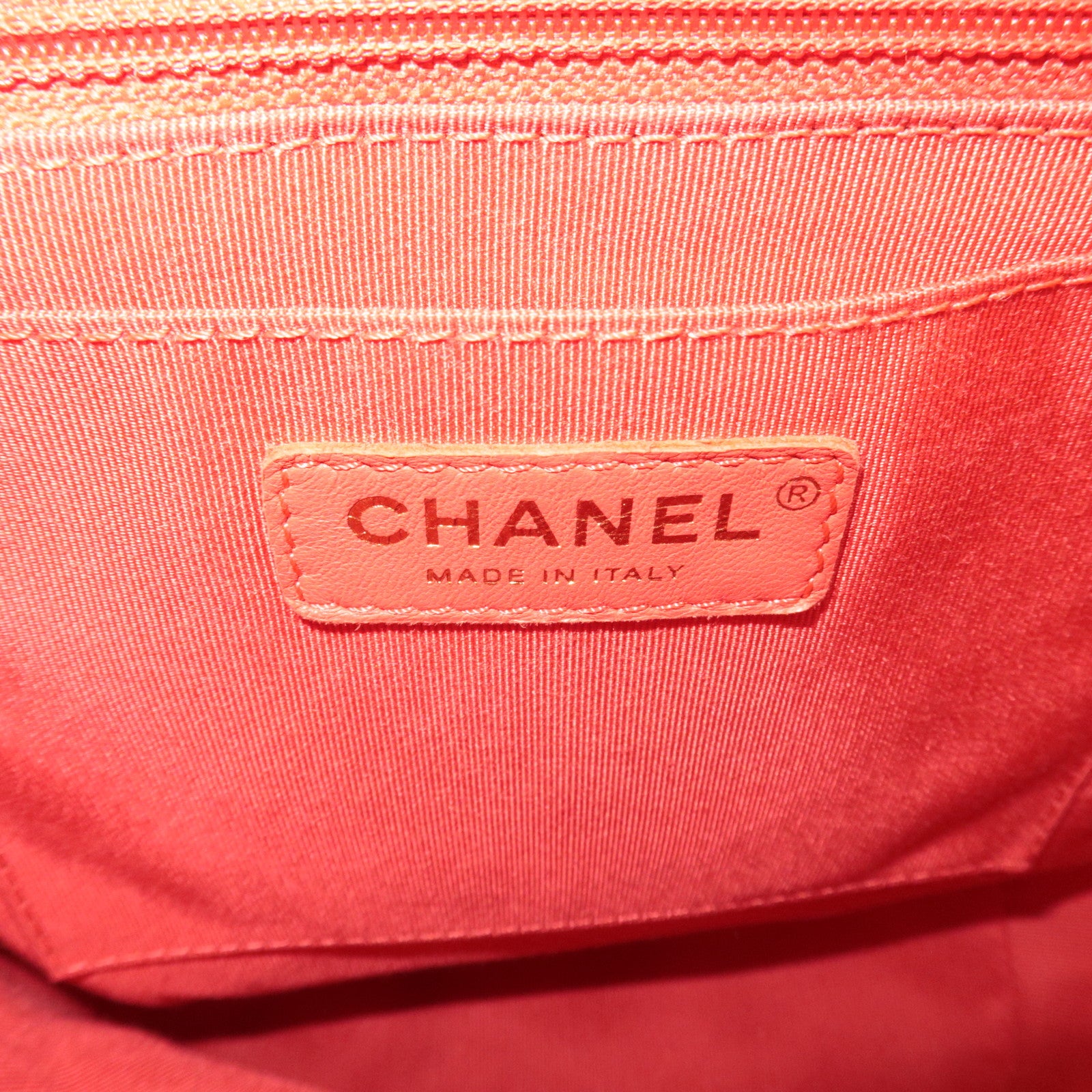 CHANEL Matelasse Lambskin Chain Backpack Red