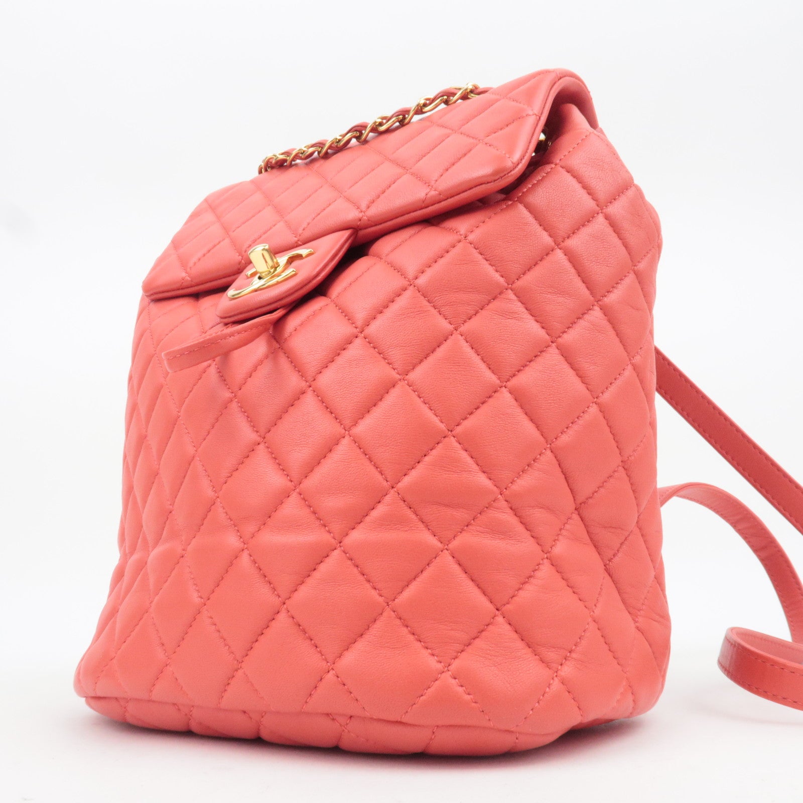 CHANEL Matelasse Lambskin Chain Backpack Red