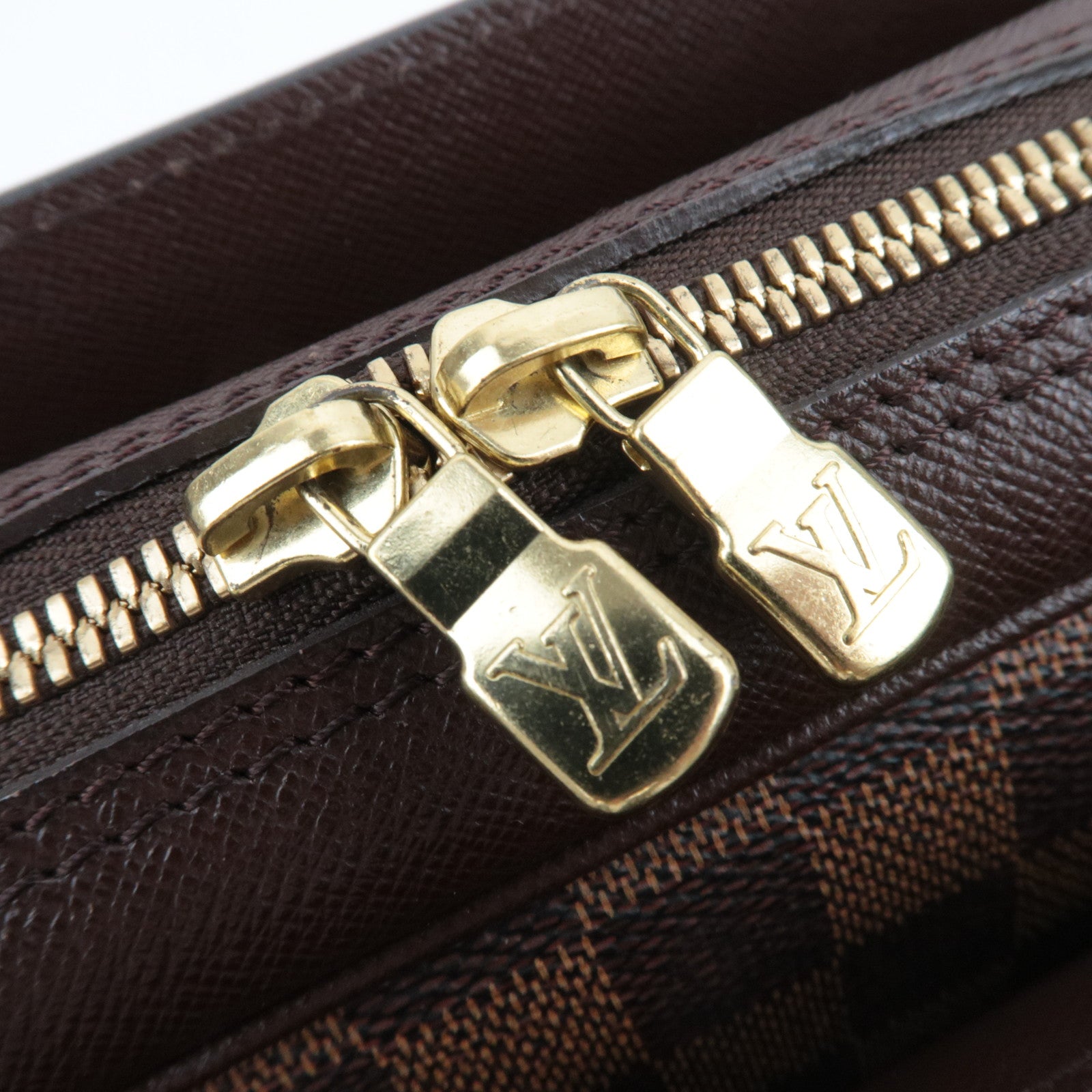 Louis Vuitton Damier Triana Handbag N51155