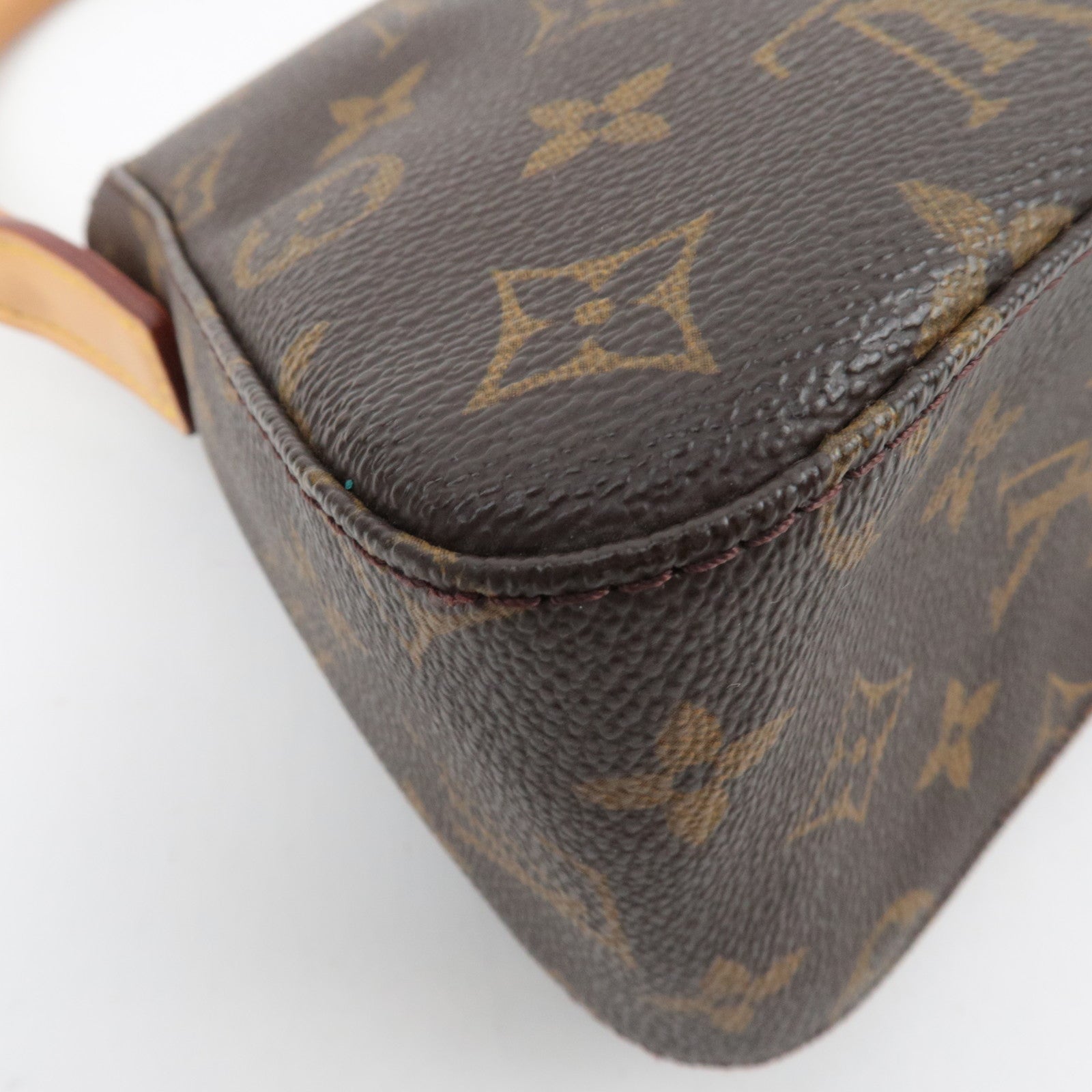 Louis Vuitton Monogram Mini Looping Shoulder Bag M51147