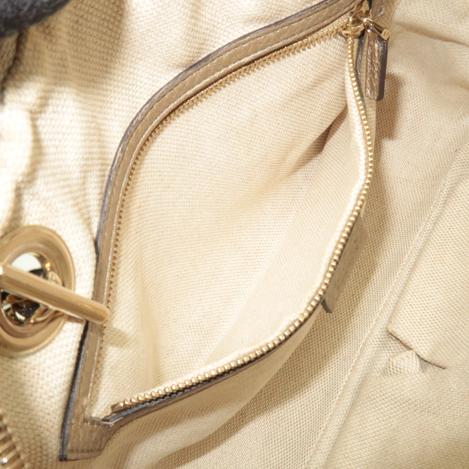 GUCCI Soho Interlocking G Leather Chain Shoulder Bag Gold 308983
