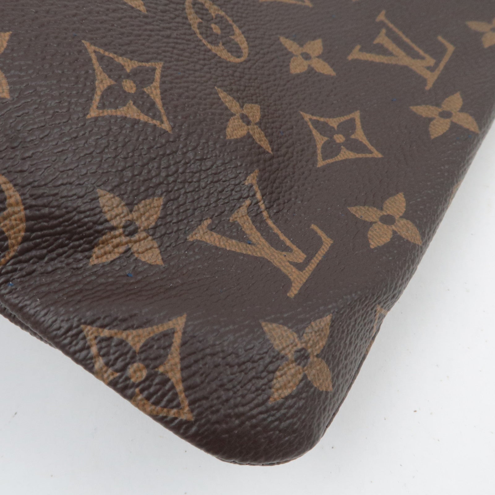 Louis Vuitton Monogram Etui Voyage GM Clutch Bag Fuchsia M43443
