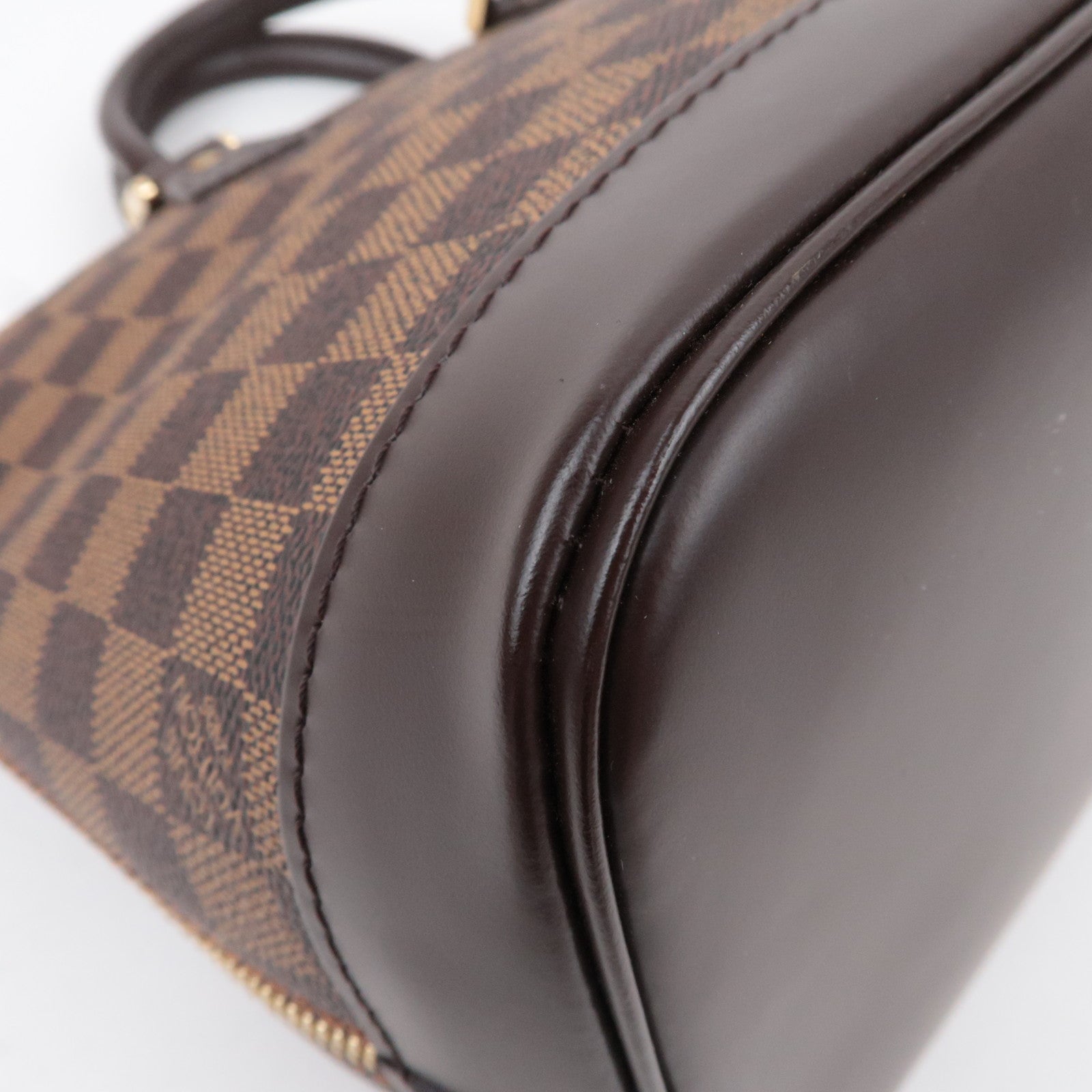 Louis Vuitton Damier Alma Handbag N51131