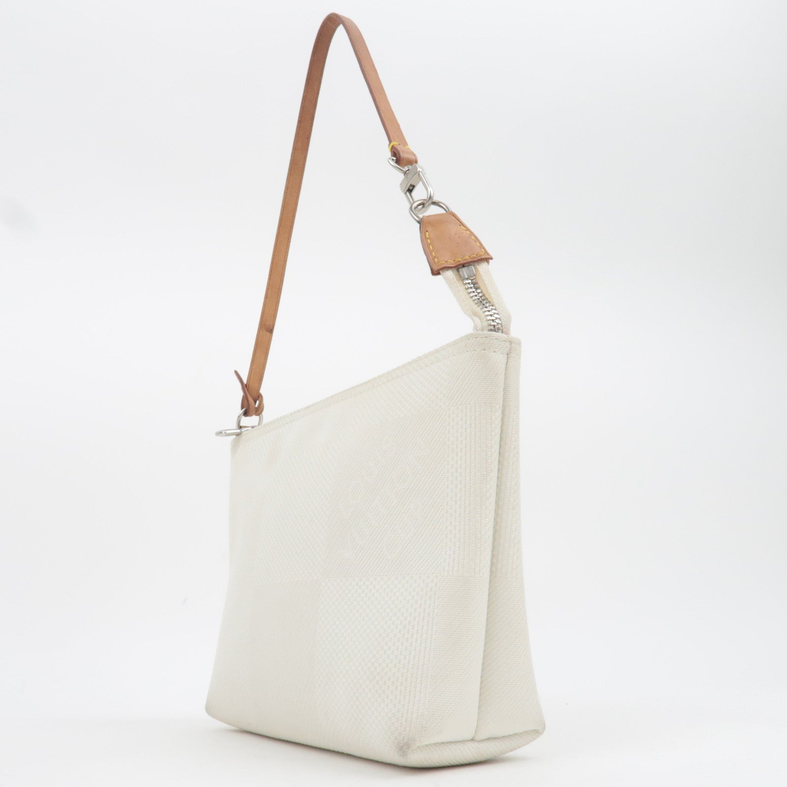 Louis Vuitton Damier Geant Pouch for Volunteer Bag White SP0072