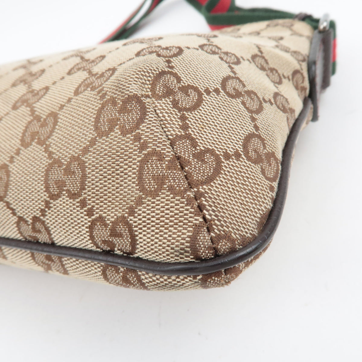 GUCCI GG Canvas Sherry Shoulder Bag 189749
