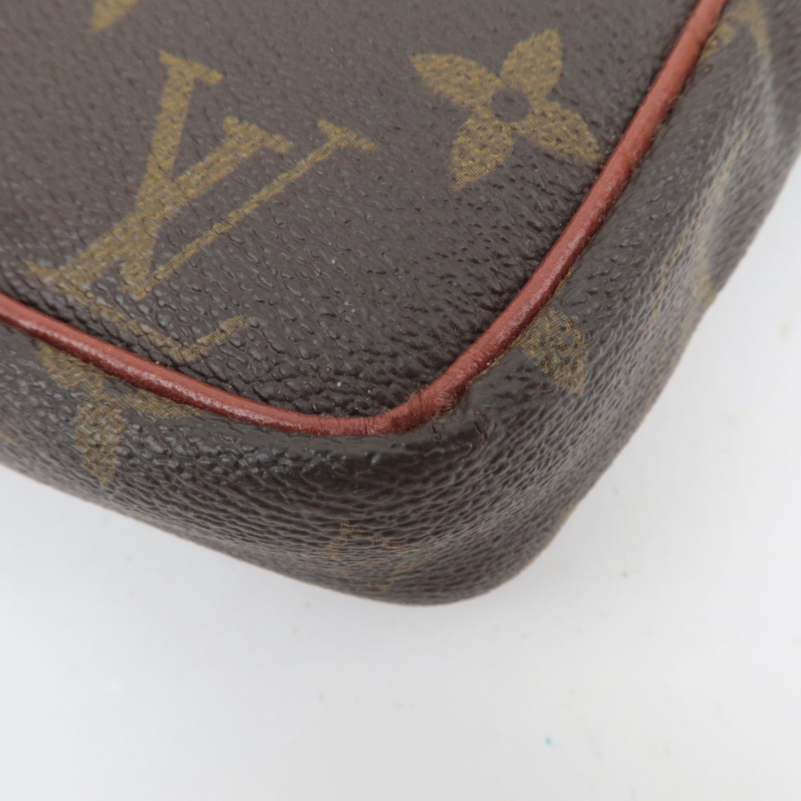 Louis Vuitton Monogram Danube Shoulder bag Old Model 3552
