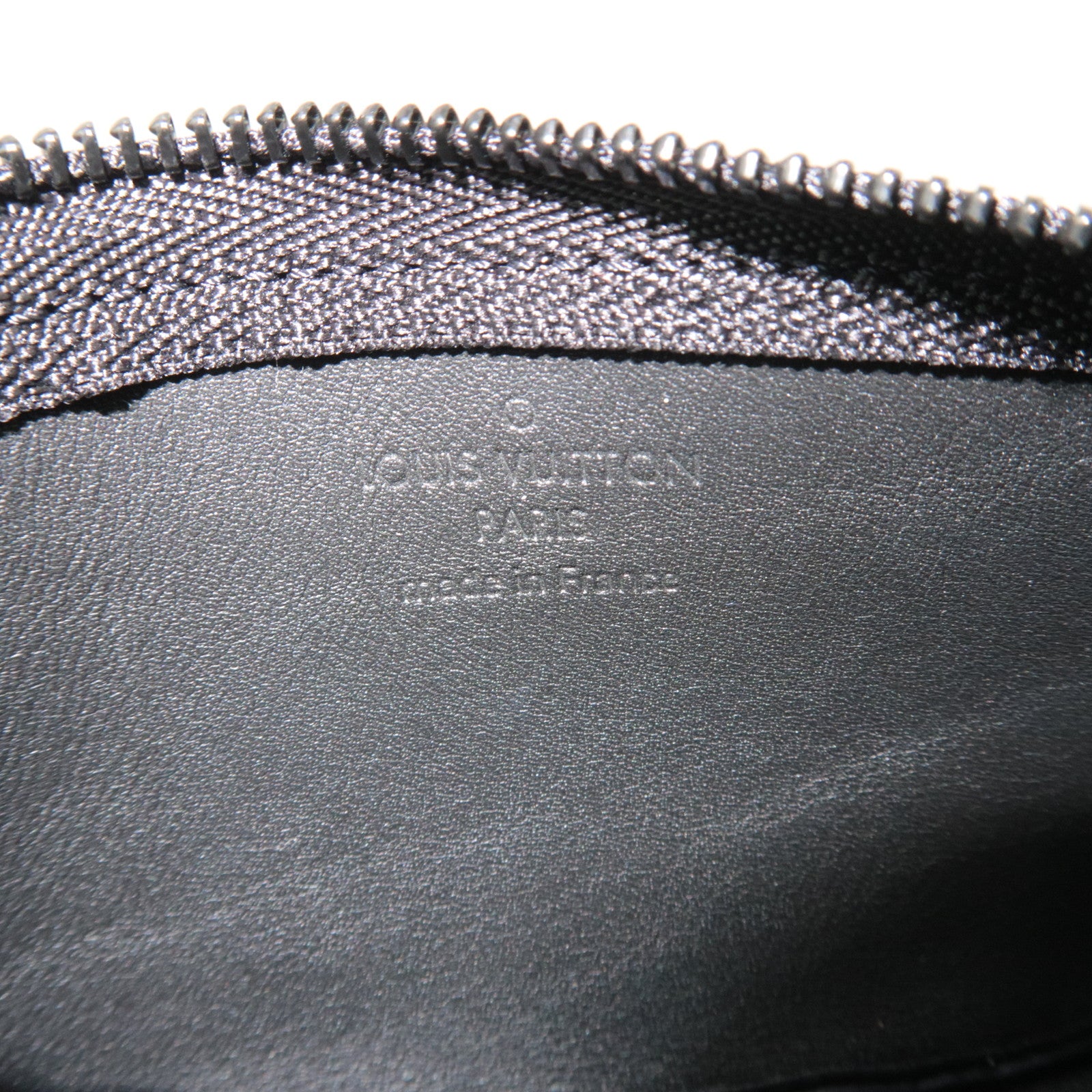 Louis Vuitton Aerogram Pochette Cles Coin Case Noir M81031