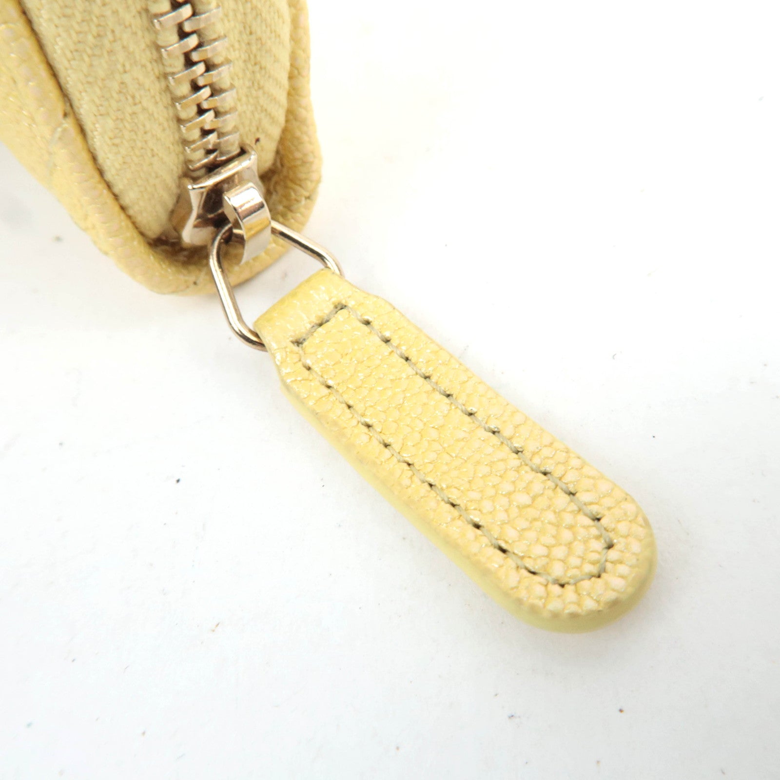 CHANEL Matelasse Shiny Caviarskin Coin Case Yellow