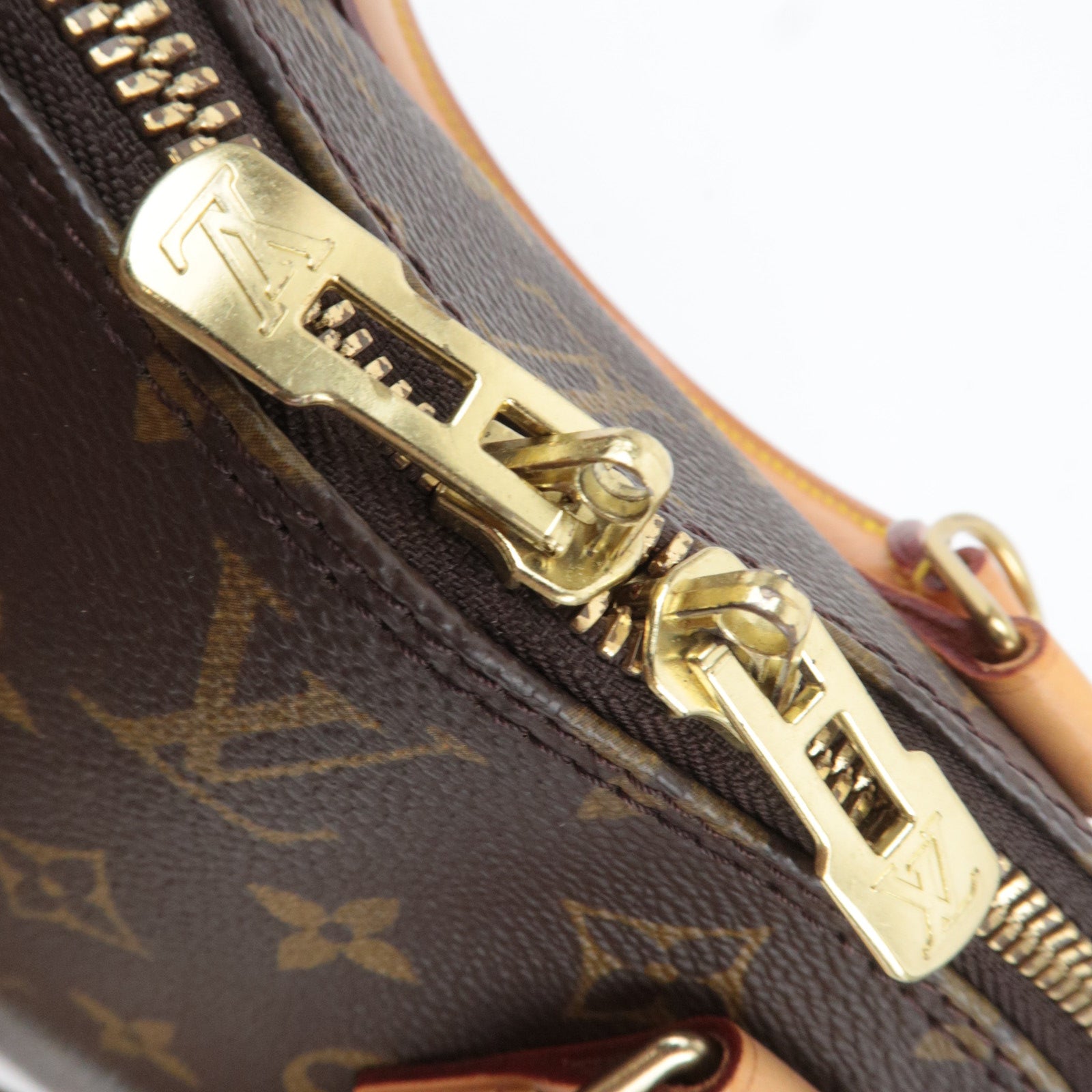 Louis Vuitton Monogram Alma Handbag M51130