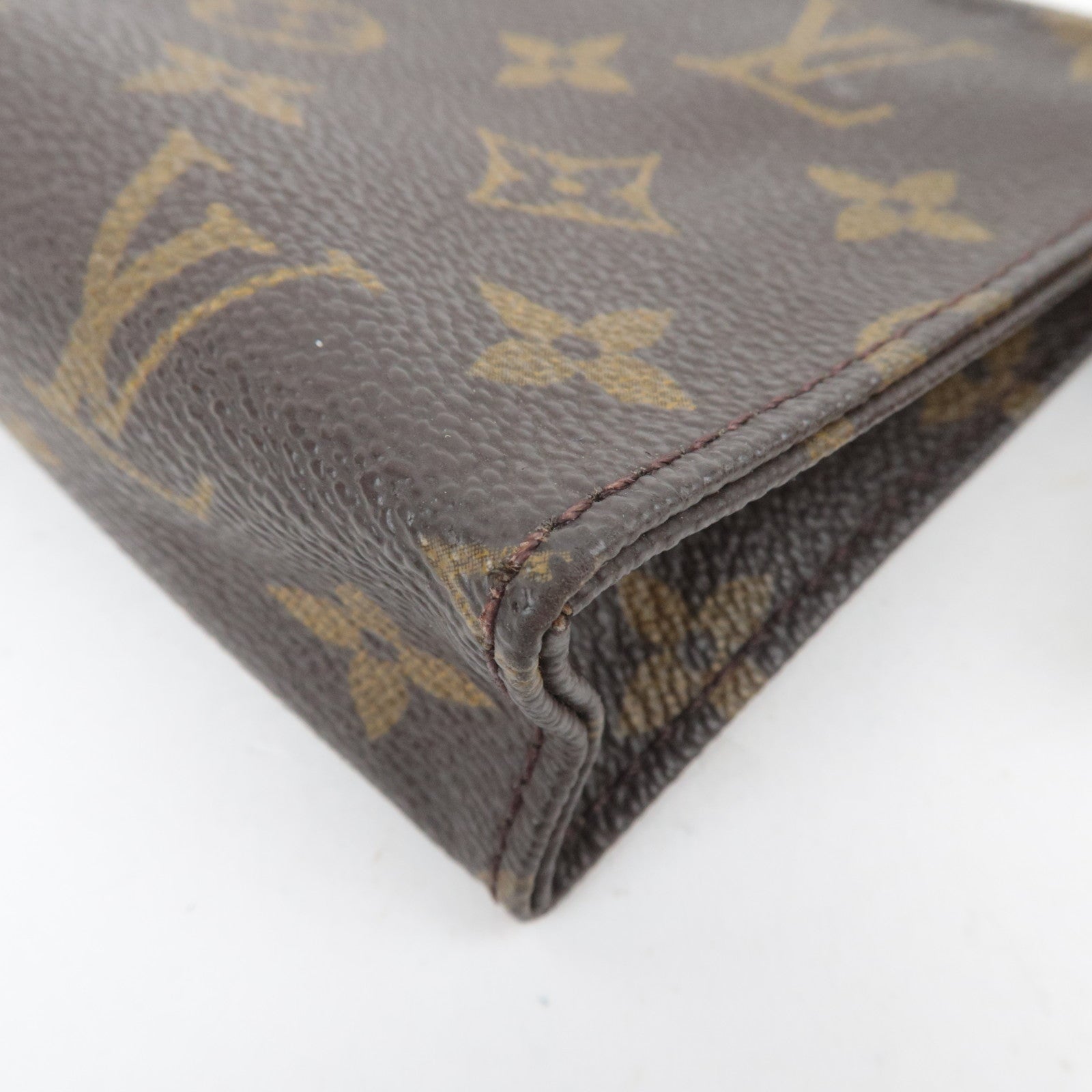 Louis Vuitton Monogram Poche Toilette 15 Pouch M47546