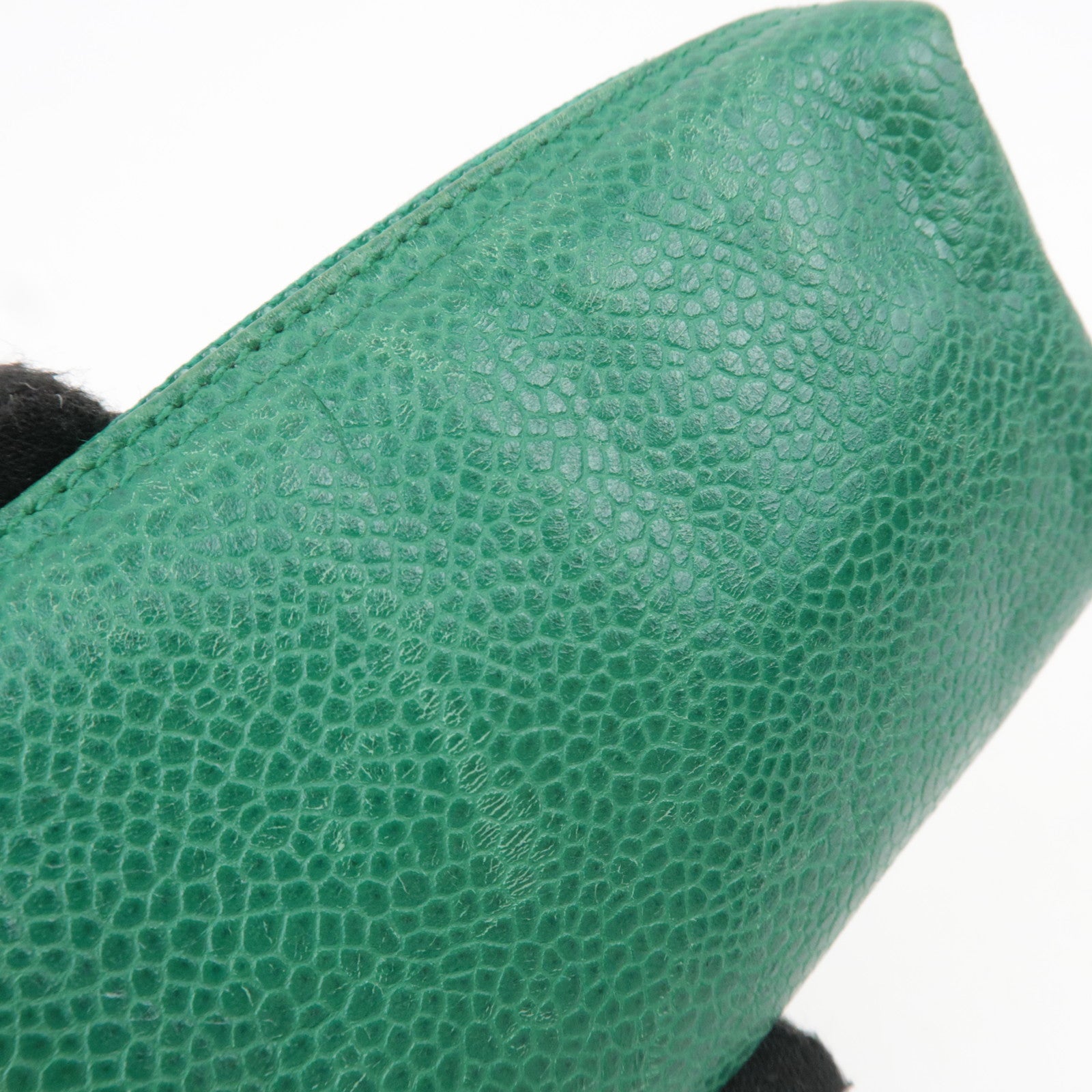 CHANEL Coco Mark Caviarskin Mini Pouch Green